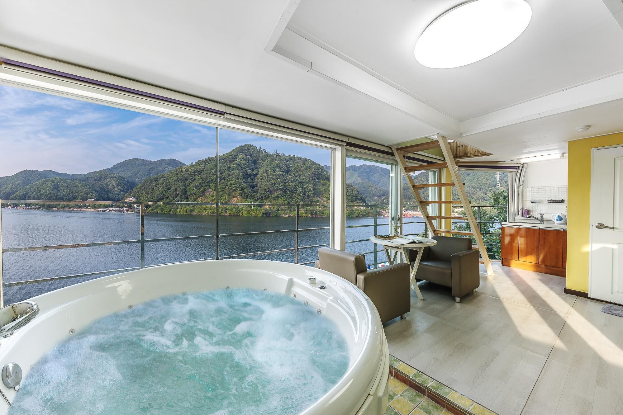Gapyeong Clubviva Spa Pension