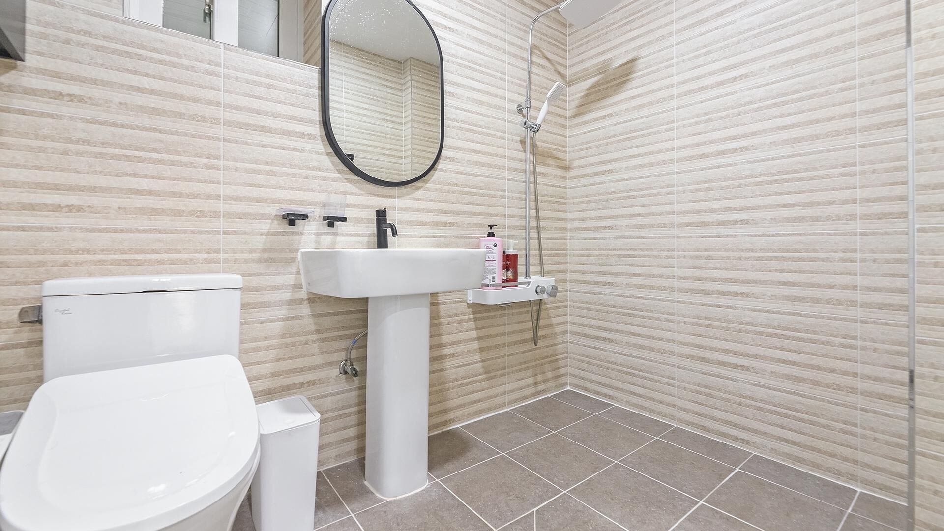 Gapyeong Ddel Poolvilla