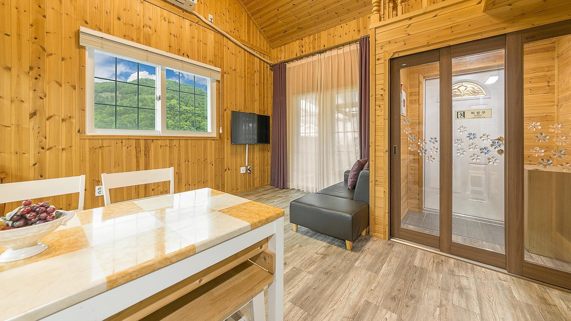 Gapyeong Etoile Pension