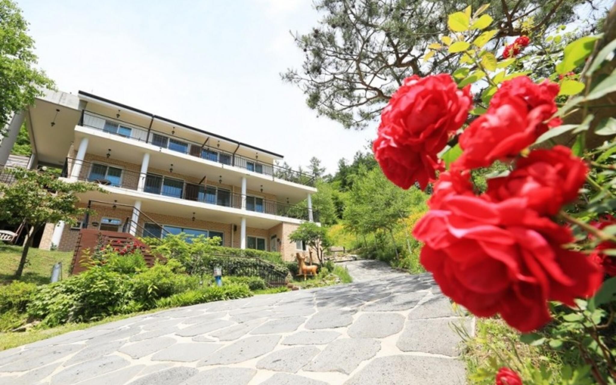 Gapyeong Fore House