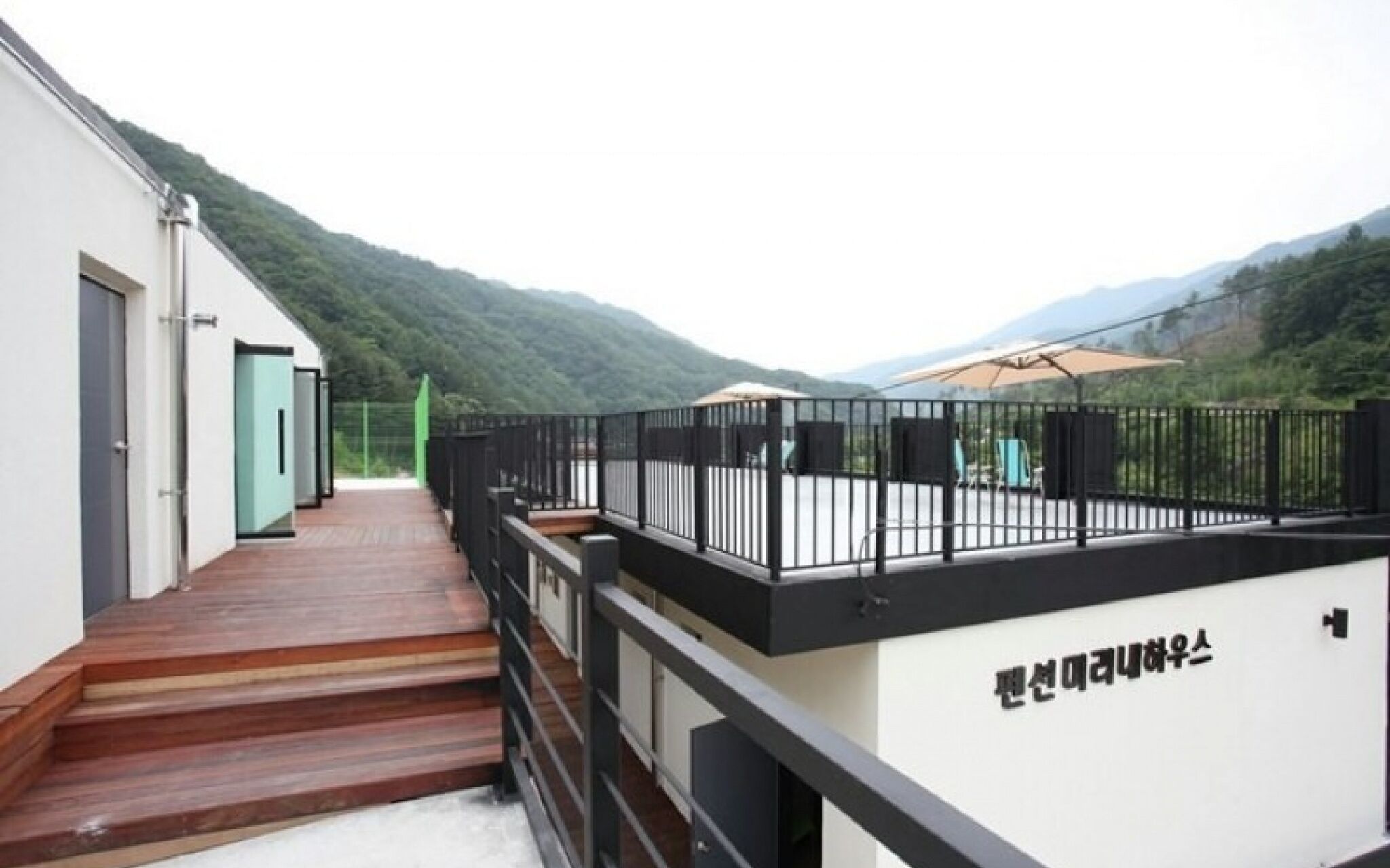 Gapyeong Gangsibong Mirinae Pension