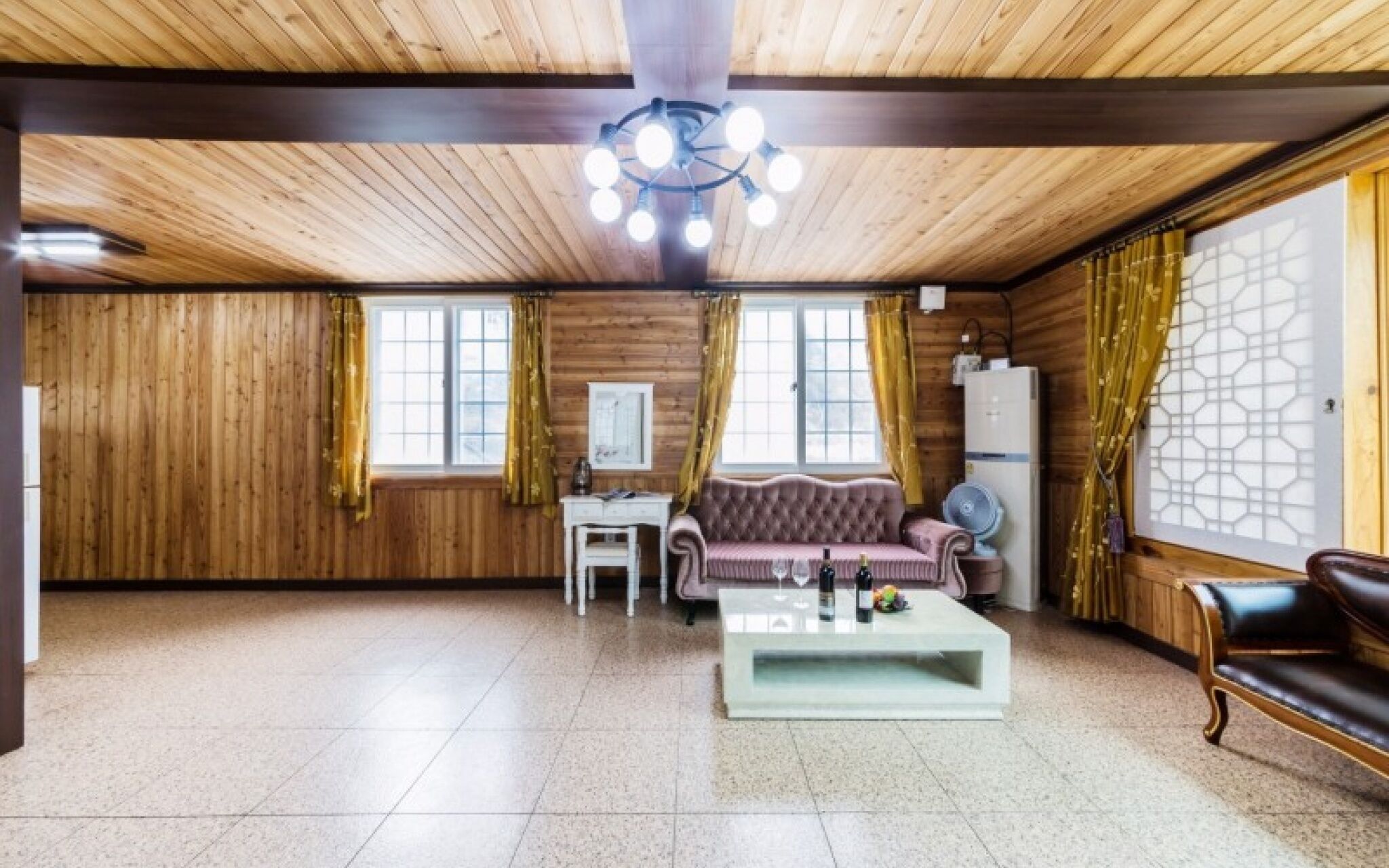 Gapyeong Haengbogi Meomuneunjip House