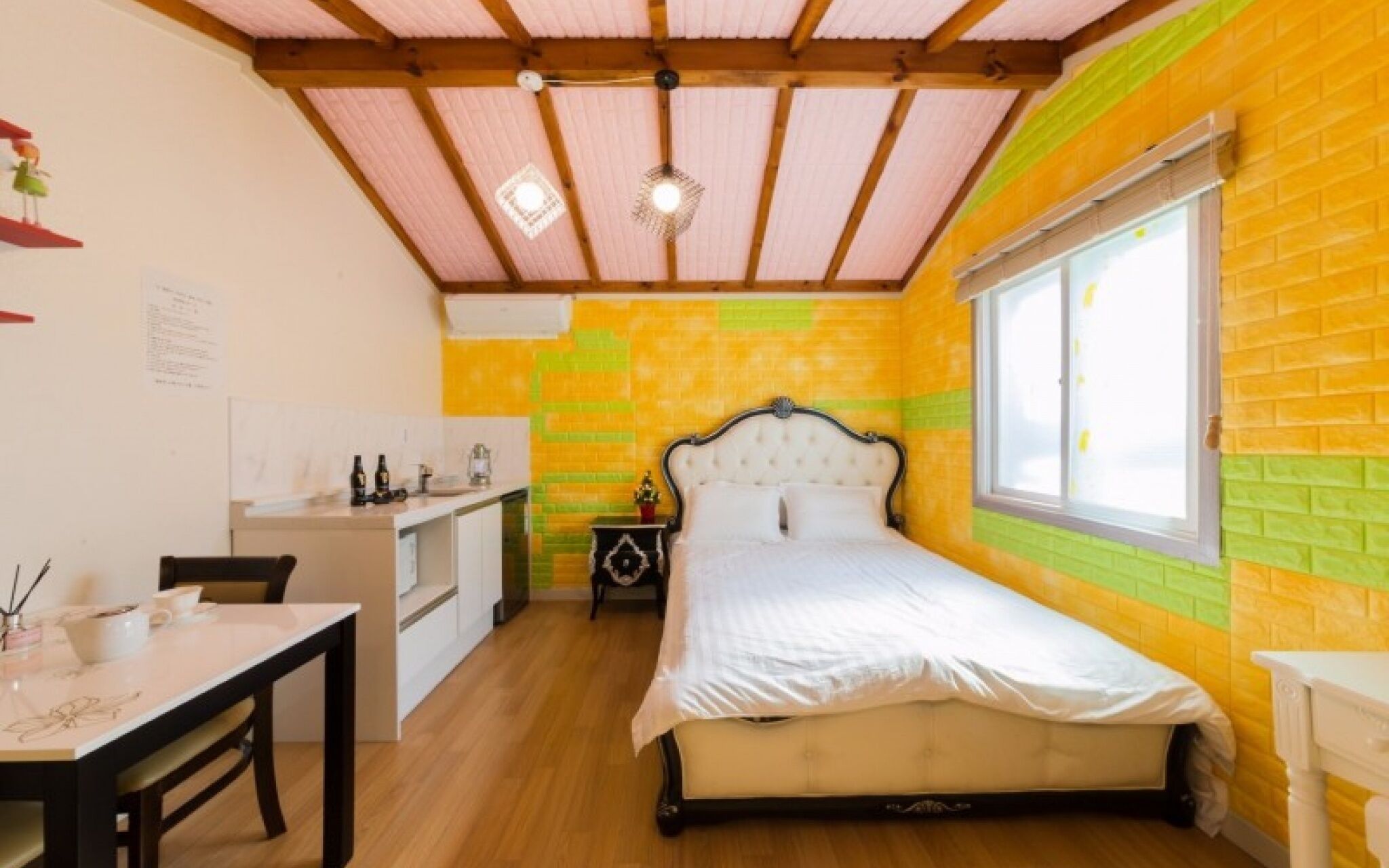 Gapyeong Haengbogi Meomuneunjip House