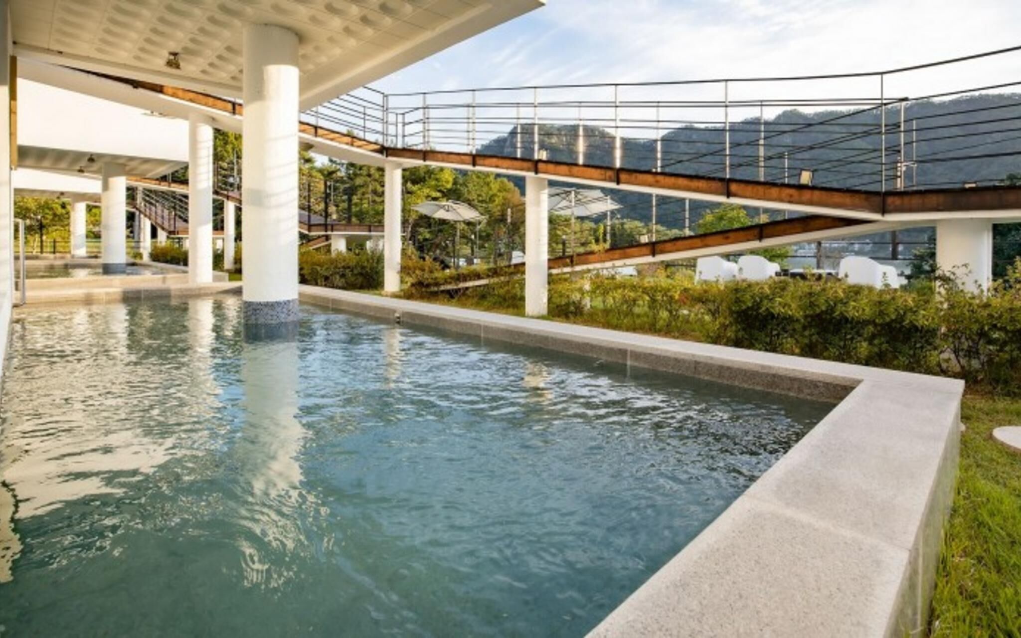 Gapyeong High Palace Pool Villa