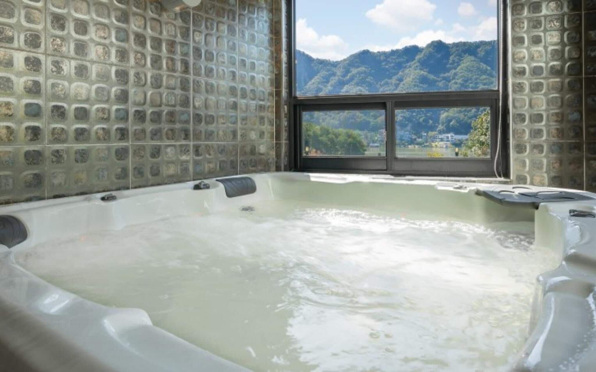 Gapyeong High Palace Pool Villa