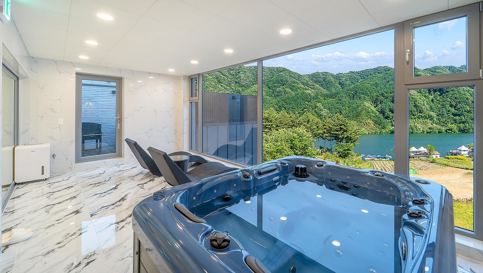 Gapyeong JH Pool Villa