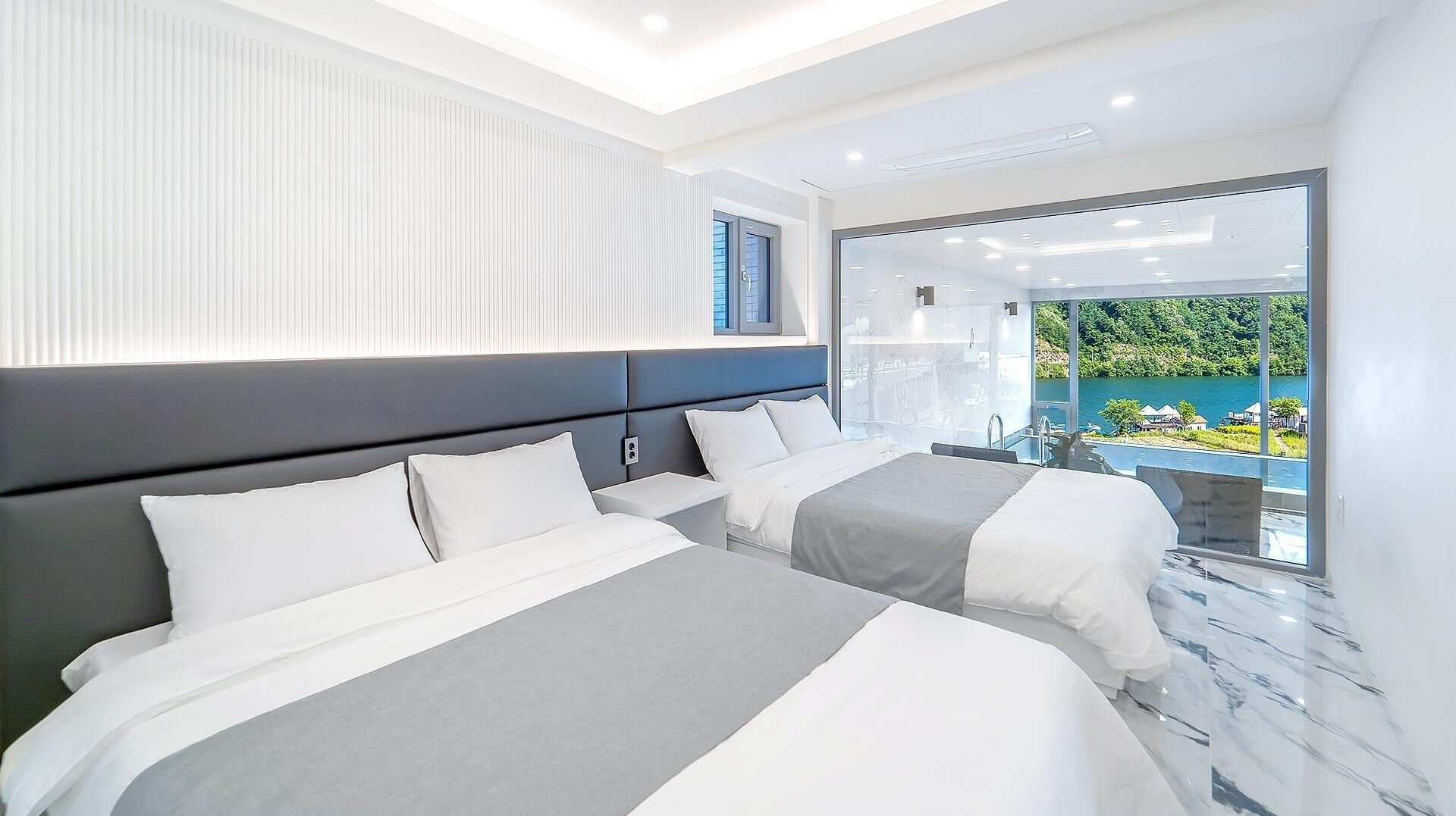 Gapyeong JH Pool Villa