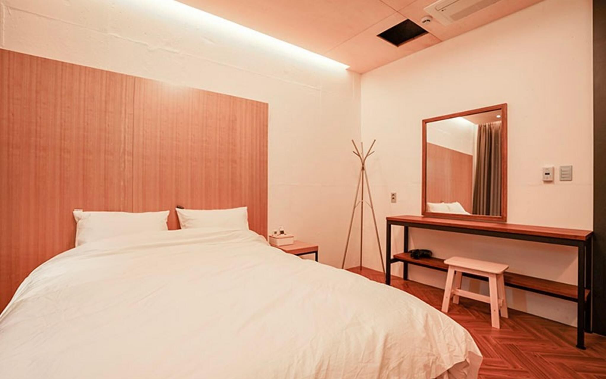 Gapyeong Junghwa Yeogak Pension