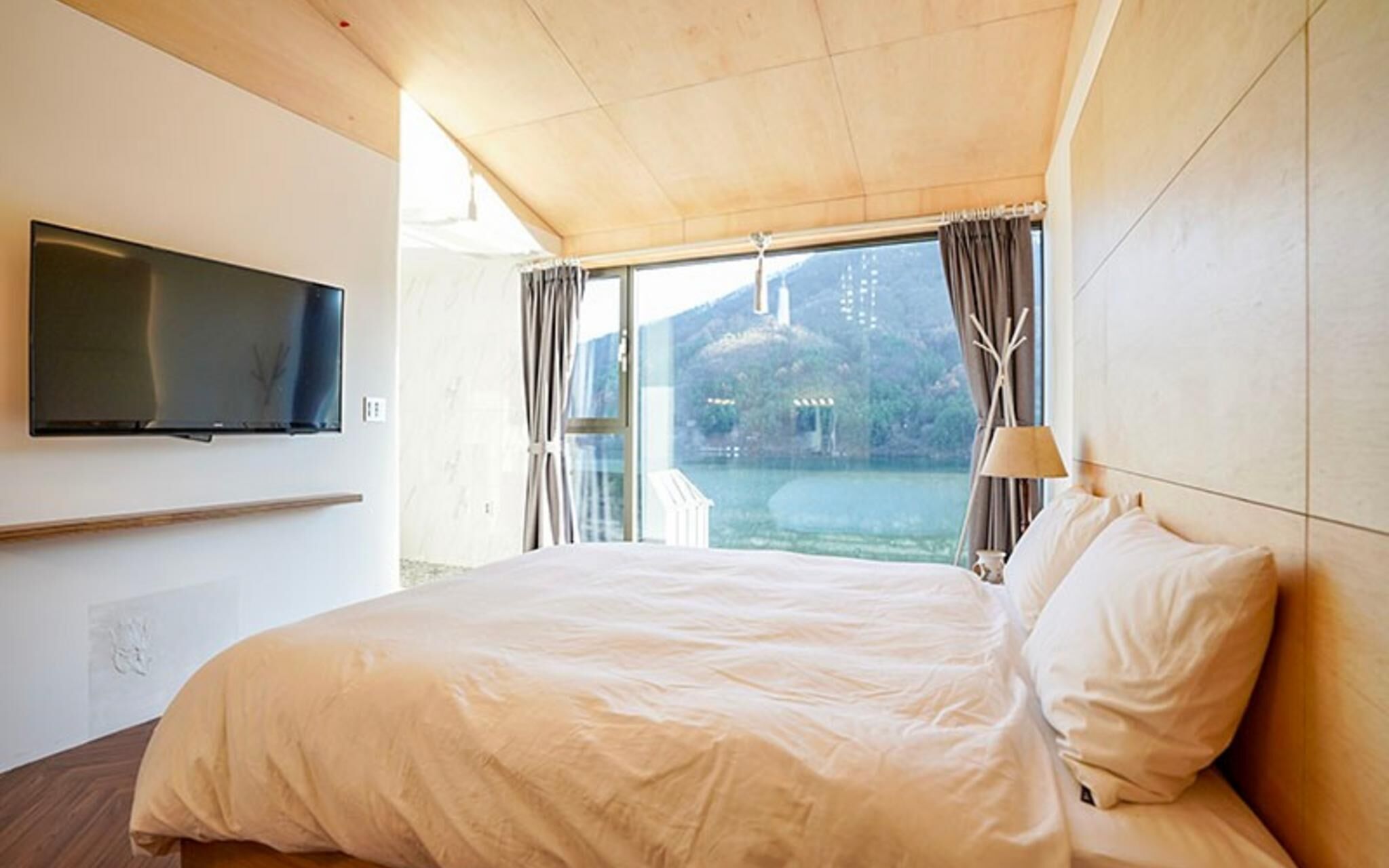 Gapyeong Junghwa Yeogak Pension