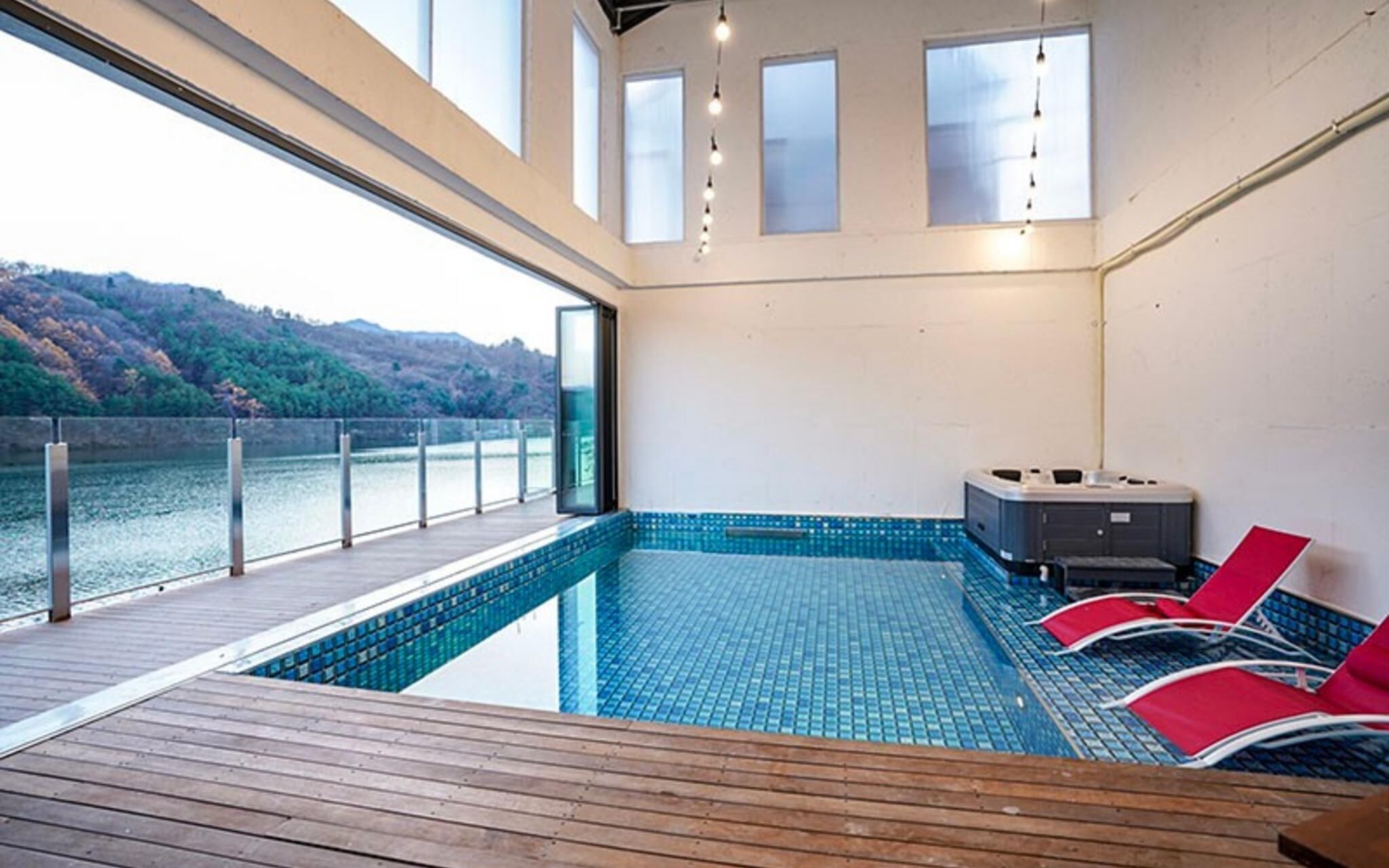 Gapyeong Junghwa Yeogak Pension