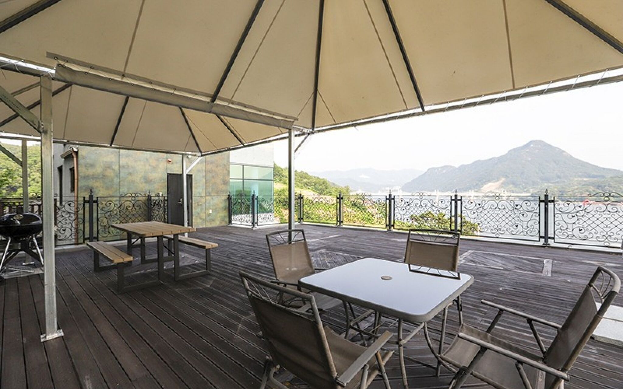 Gapyeong Lake Terrace Pension