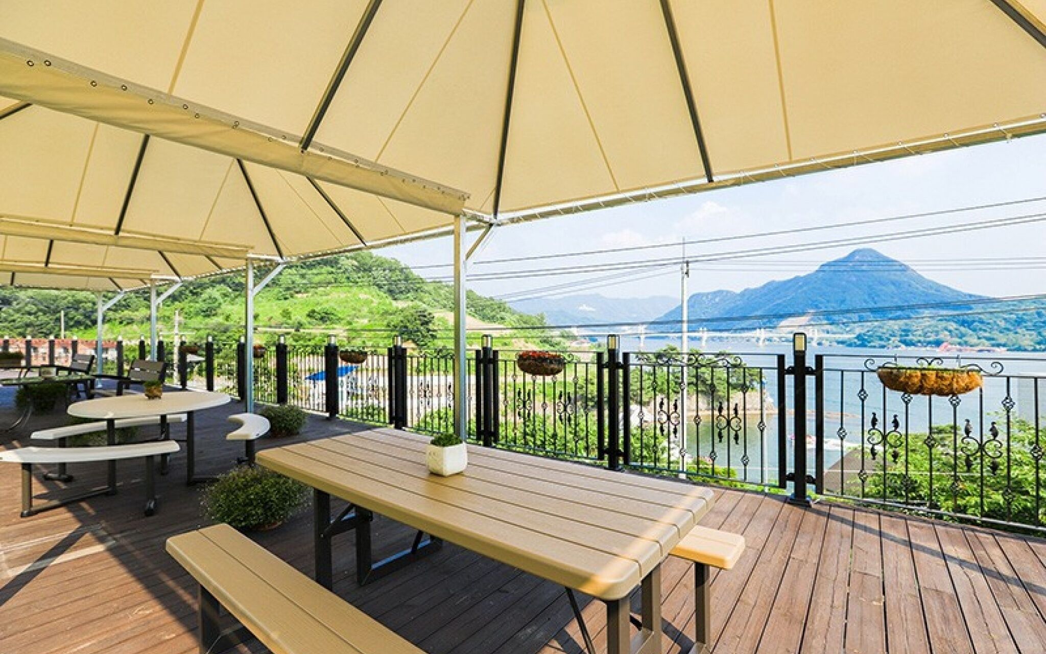 Gapyeong Lake Terrace Pension