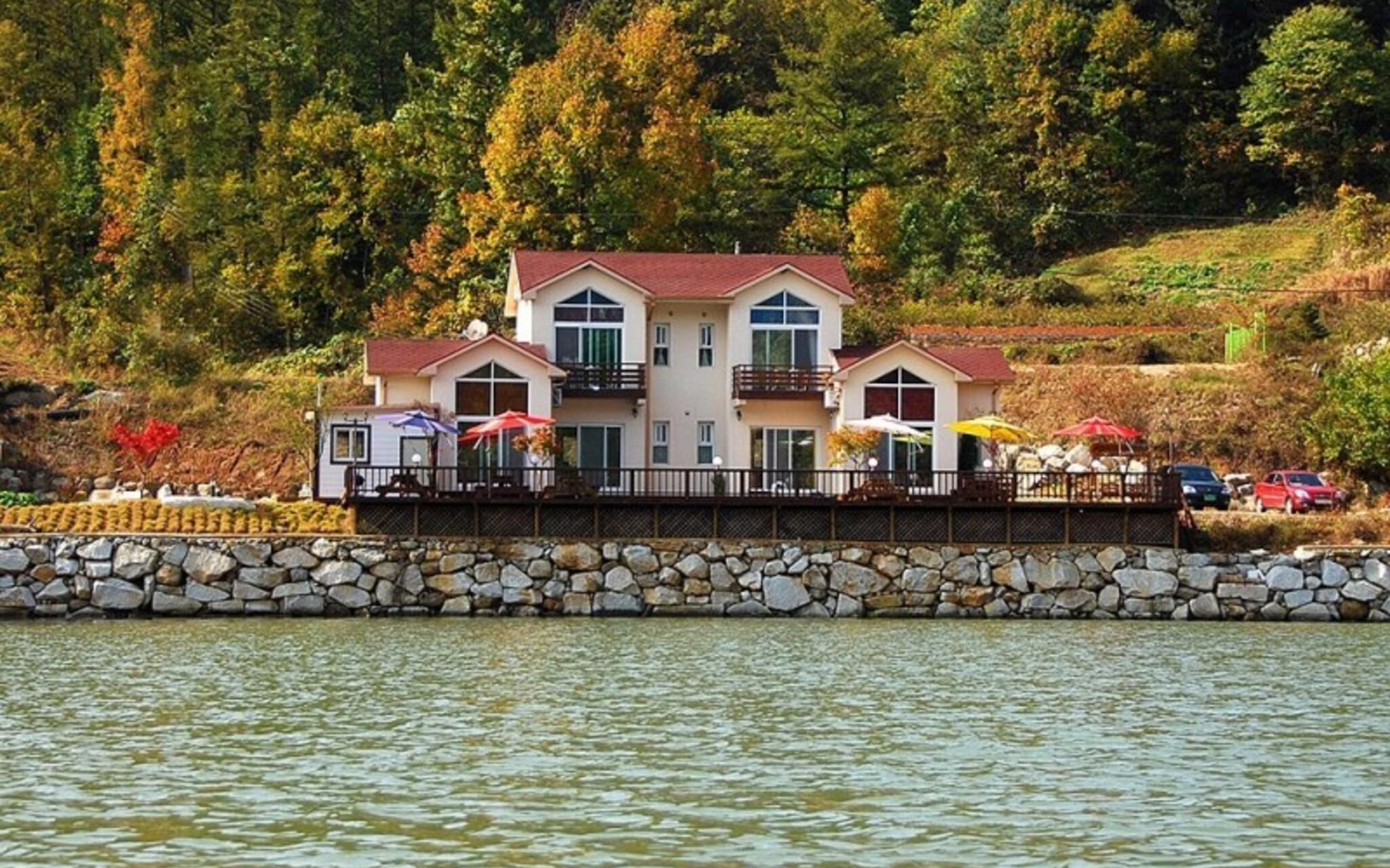 Gapyeong Lavita Glamping Pension