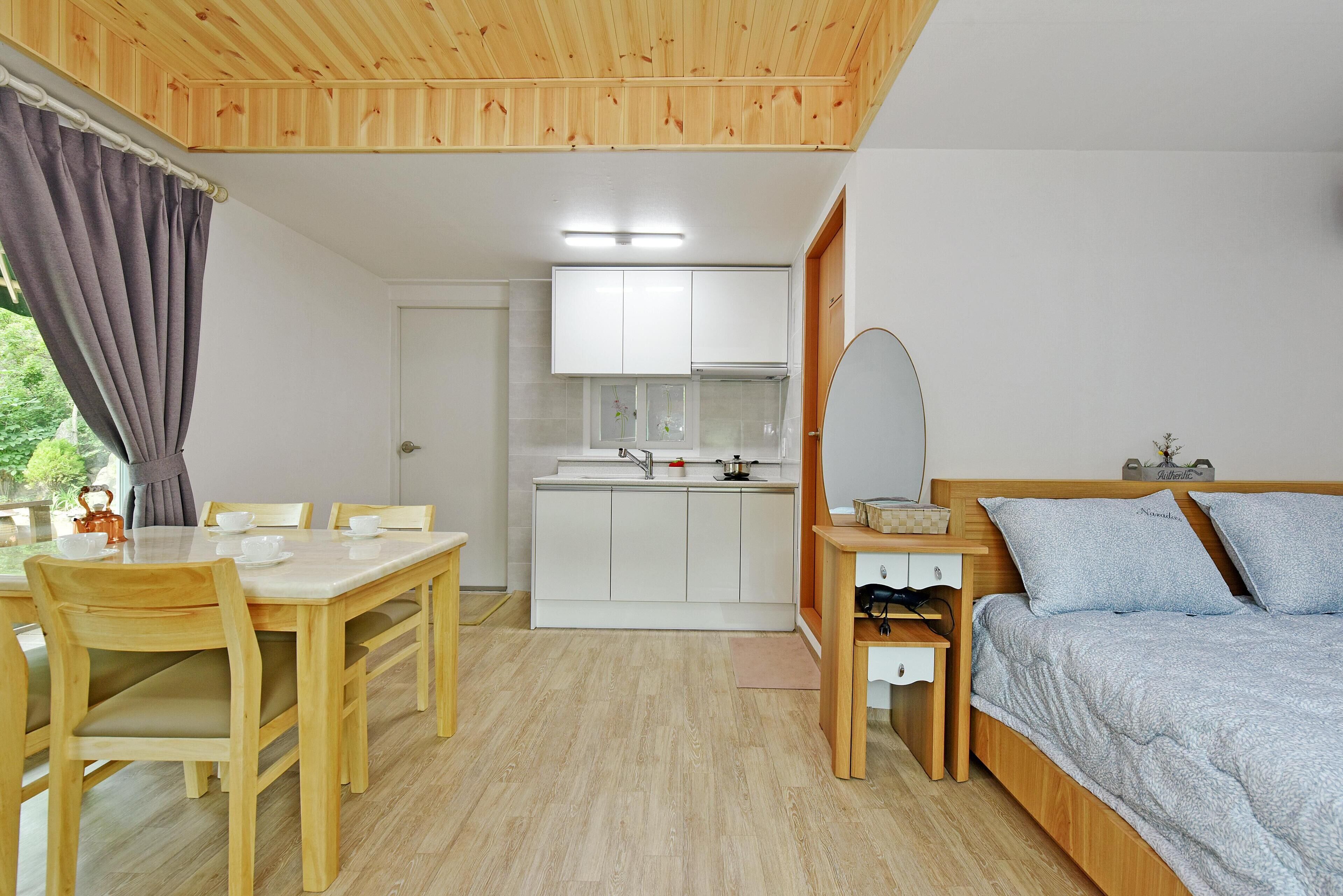 Gapyeong Leupuang Pension