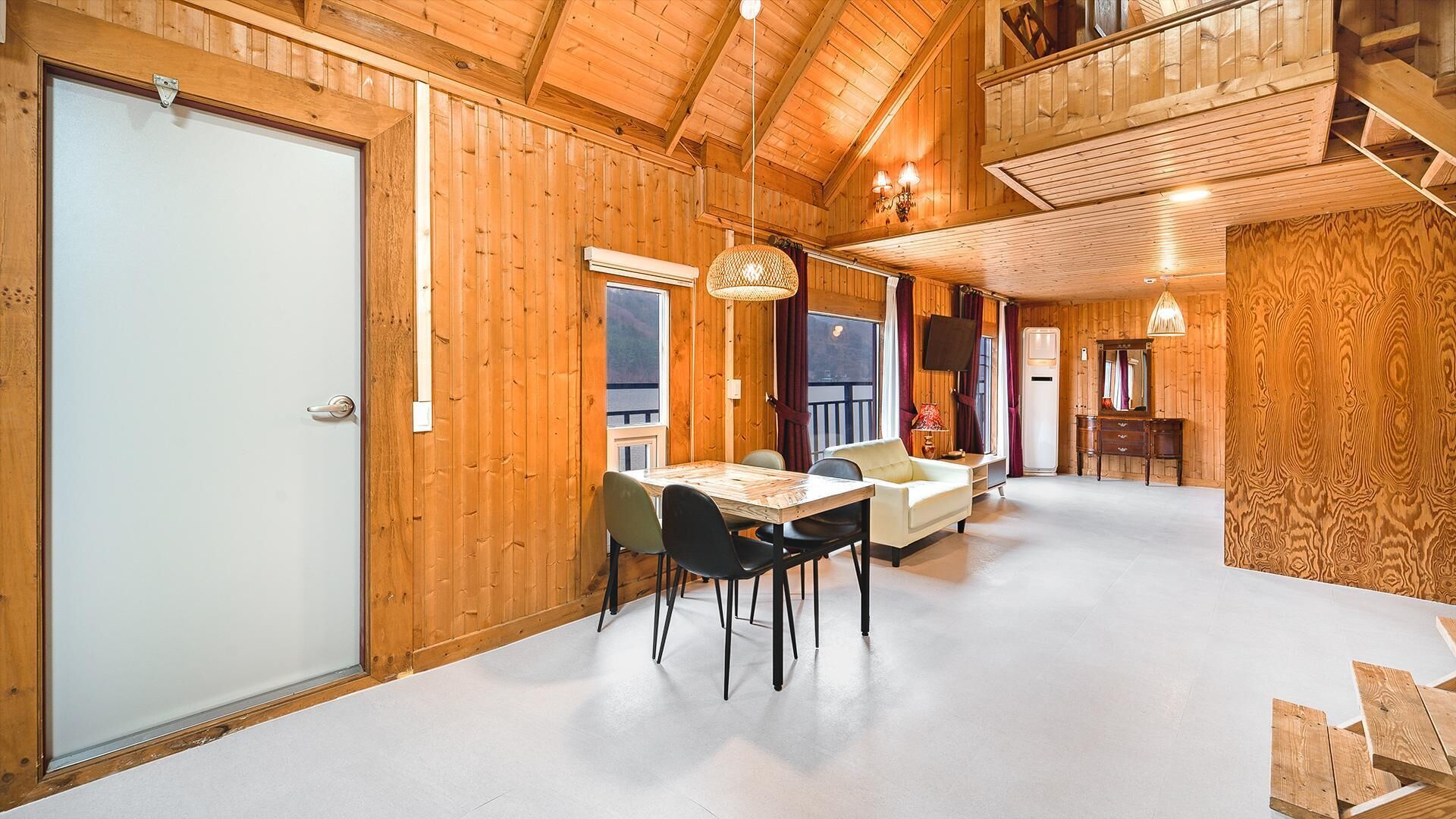 Gapyeong Leupuang Pension