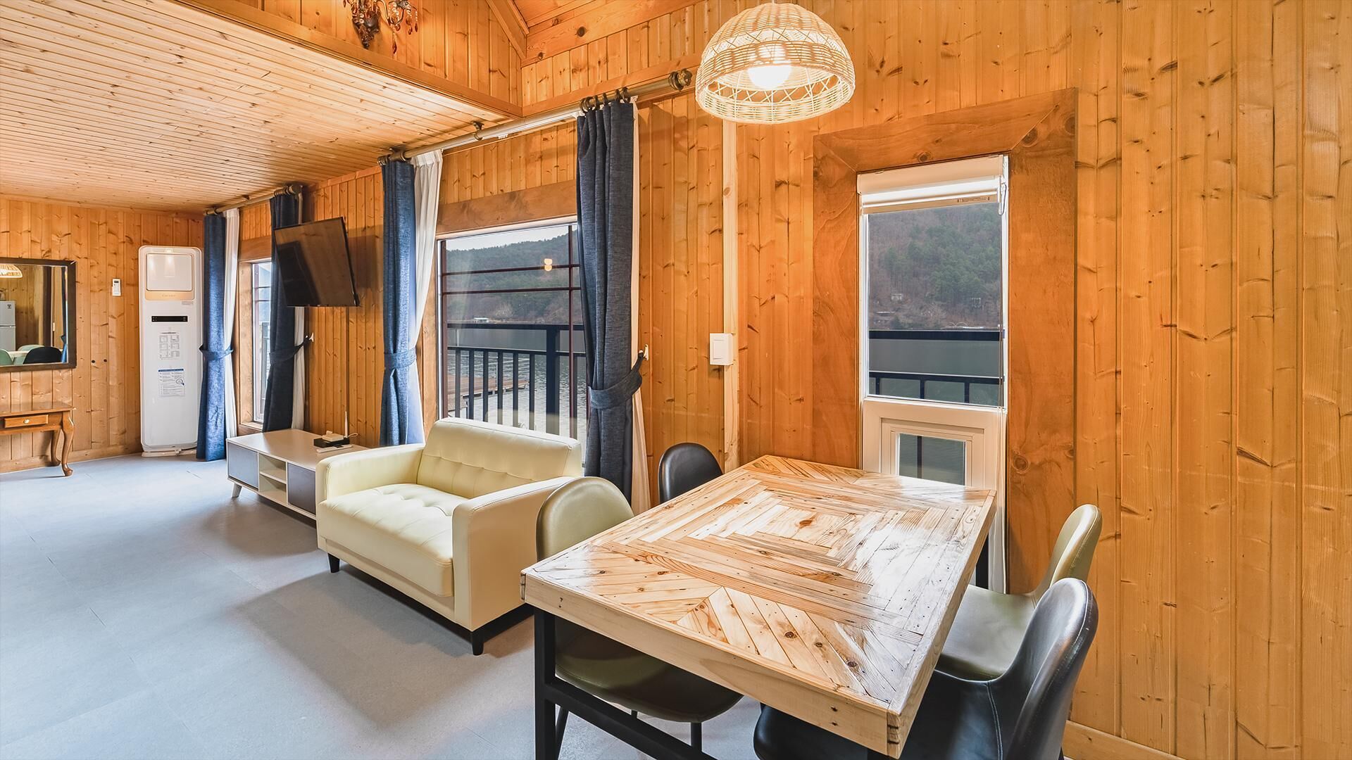 Gapyeong Leupuang Pension