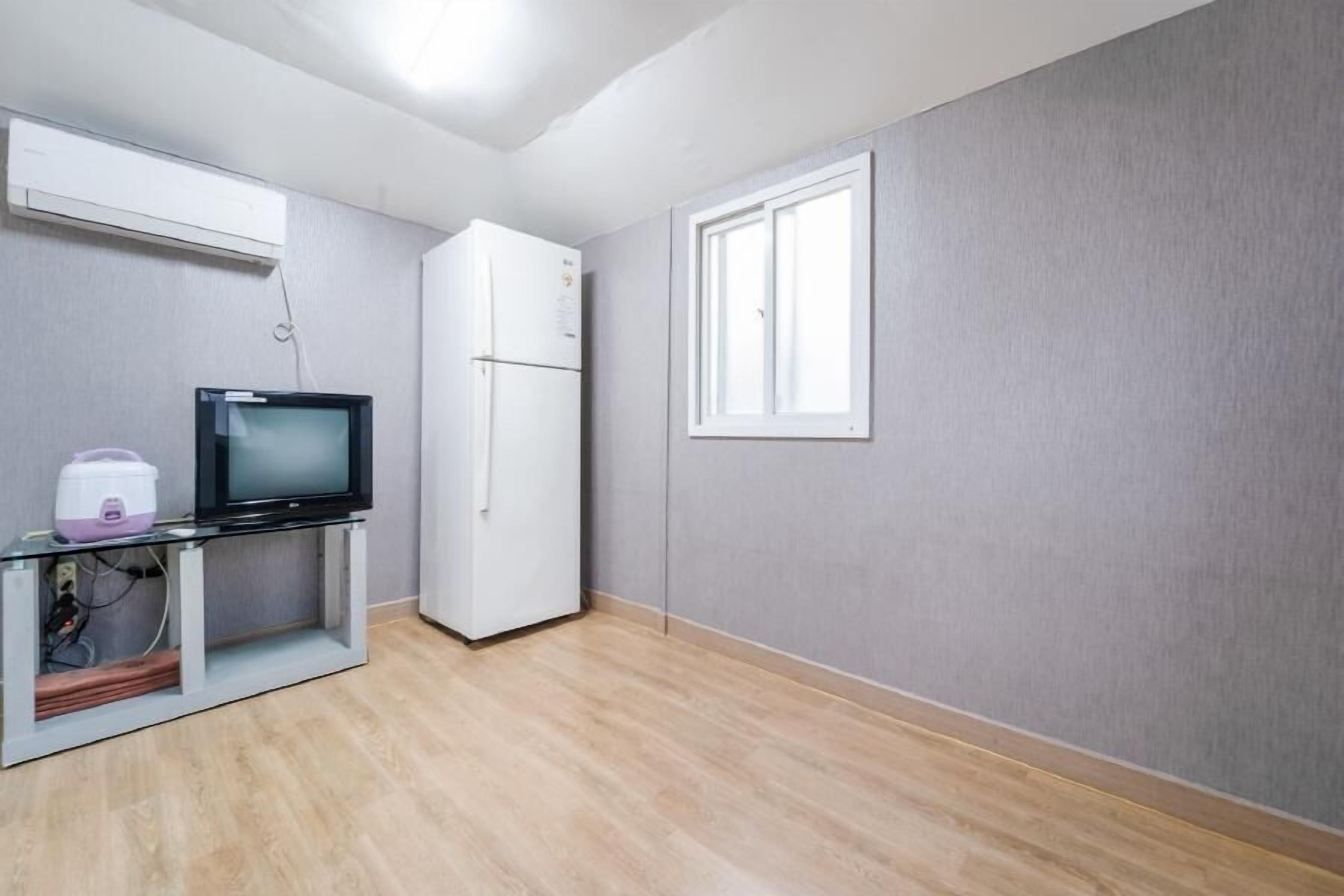 Gapyeong Myeongdongol Pension