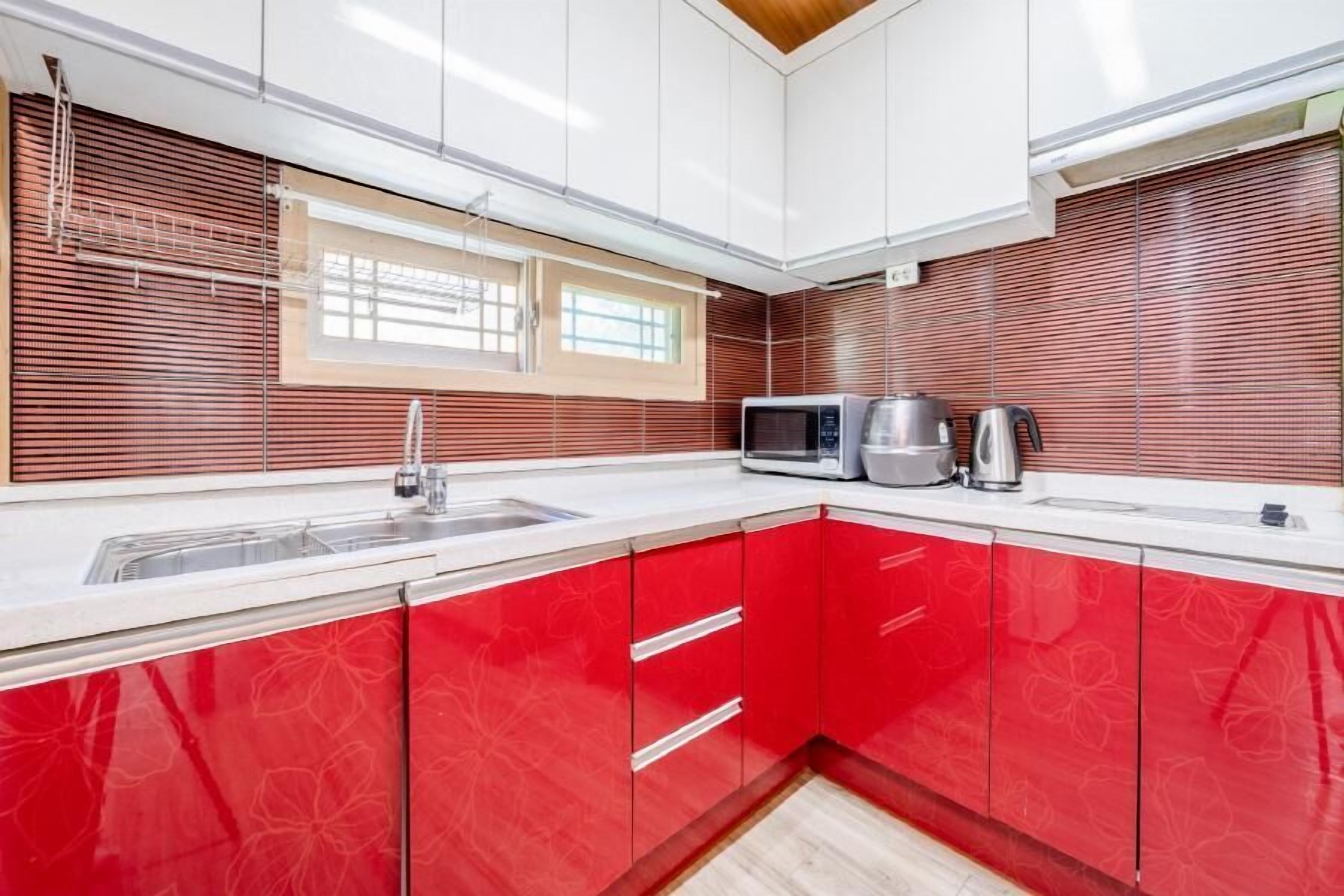 Gapyeong Myeongdongol Pension