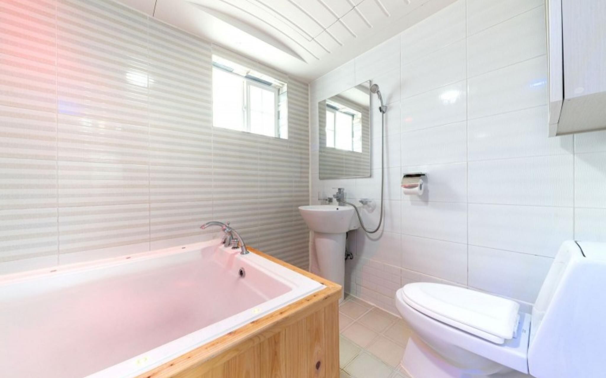 Gapyeong Ohneulharu Spa Pension