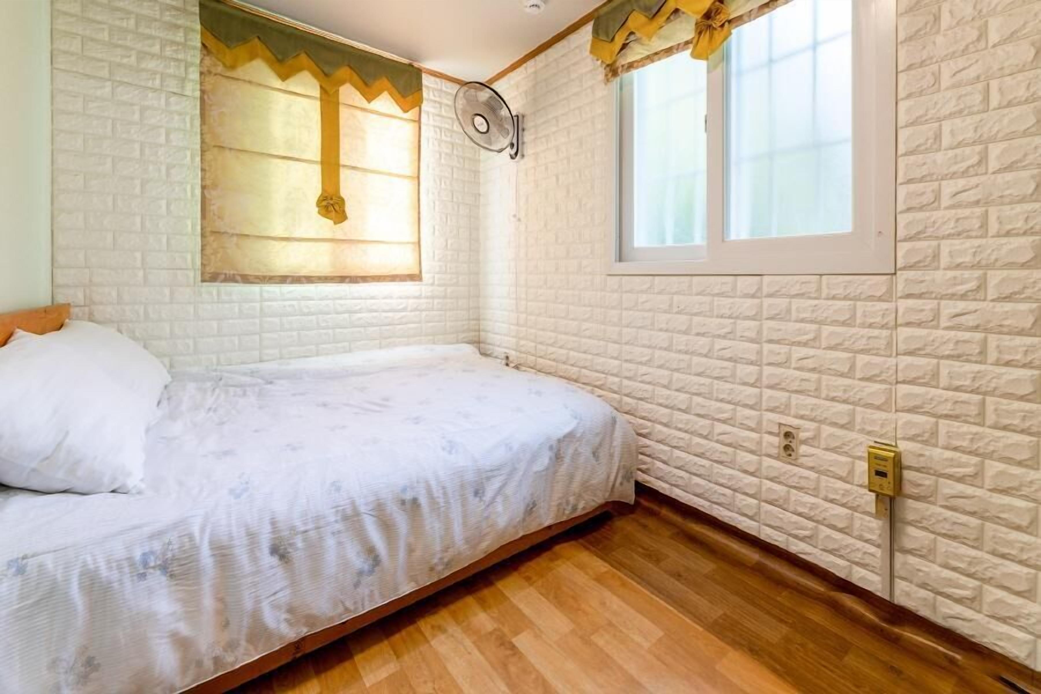 Gapyeong Rainbow Pension