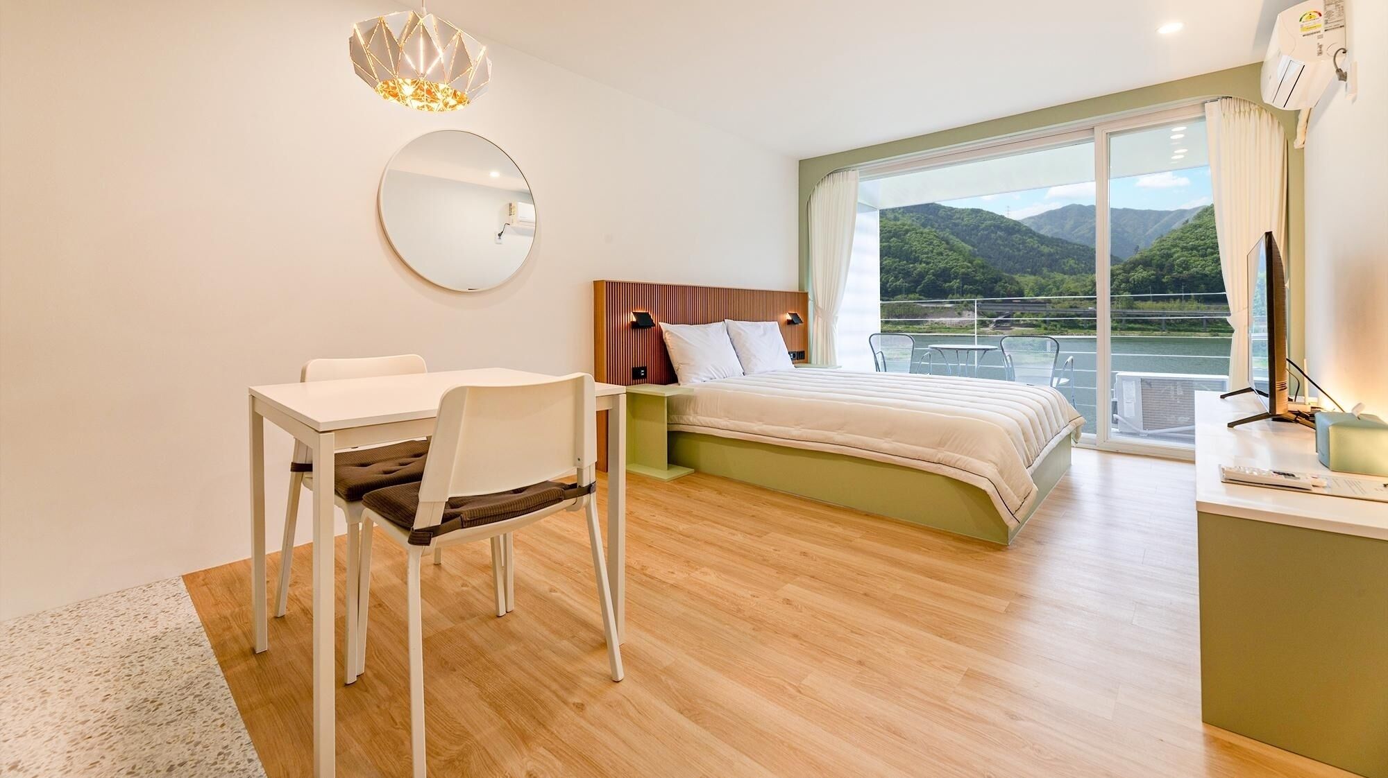 Gapyeong Rowa River View Pension