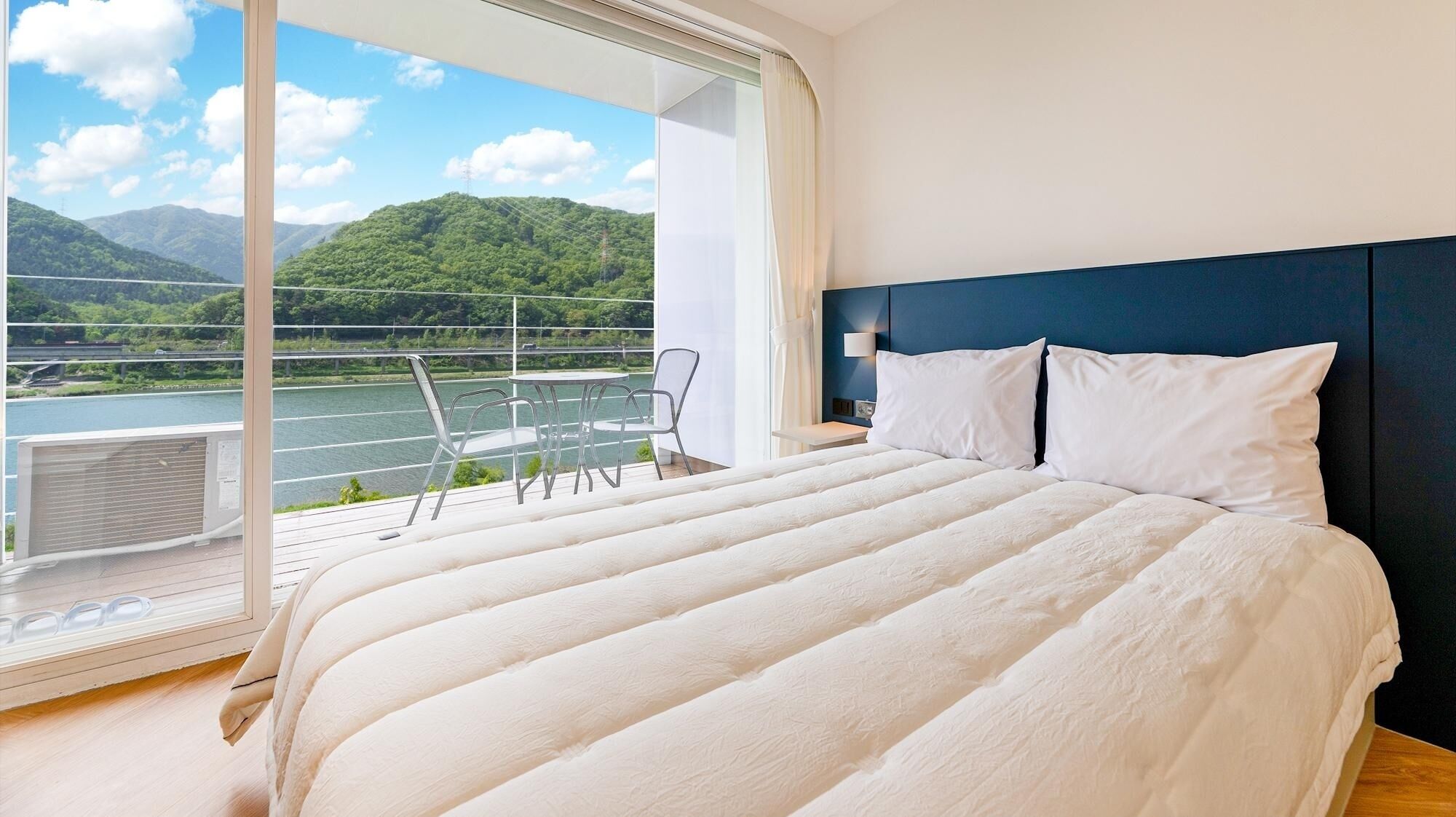 Gapyeong Rowa River View Pension