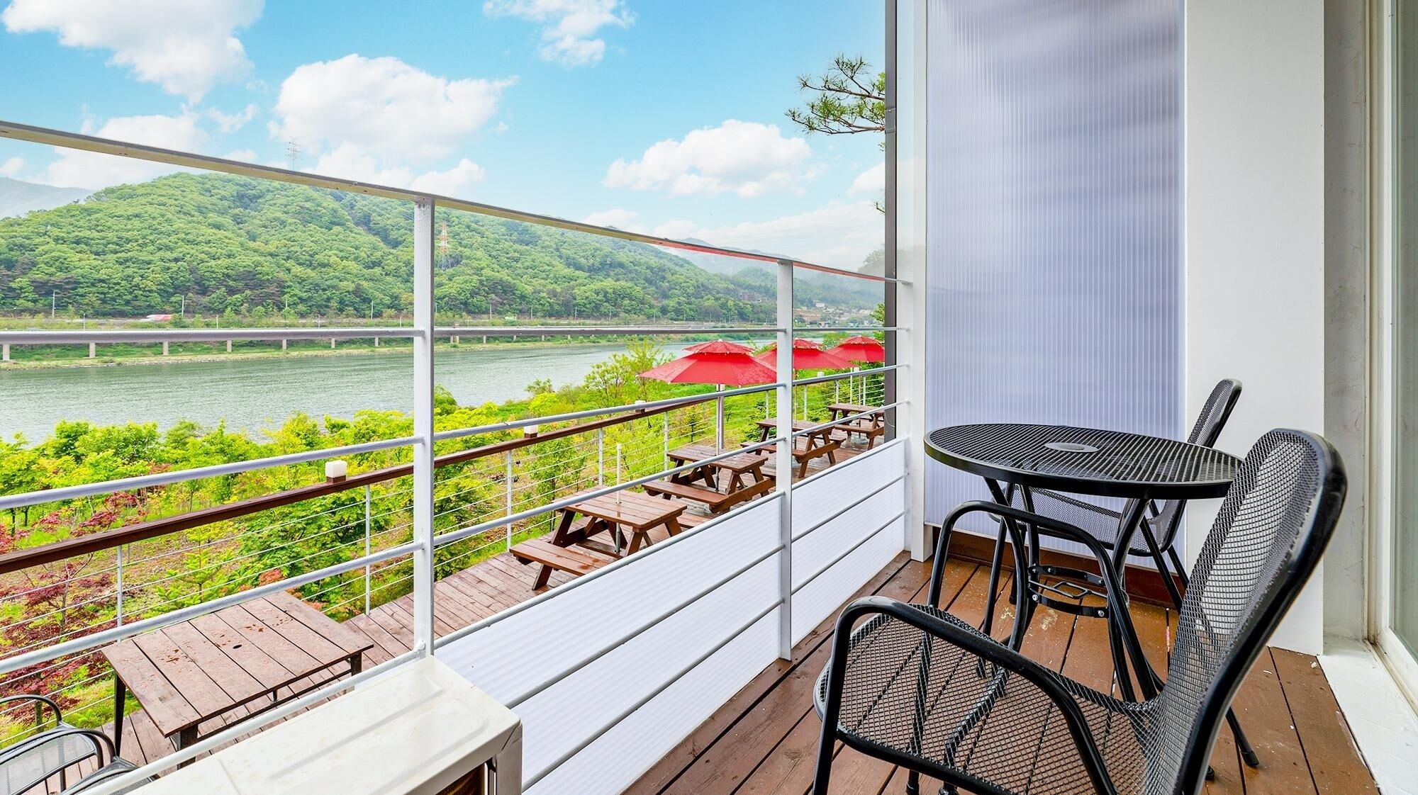 Gapyeong Rowa River View Pension