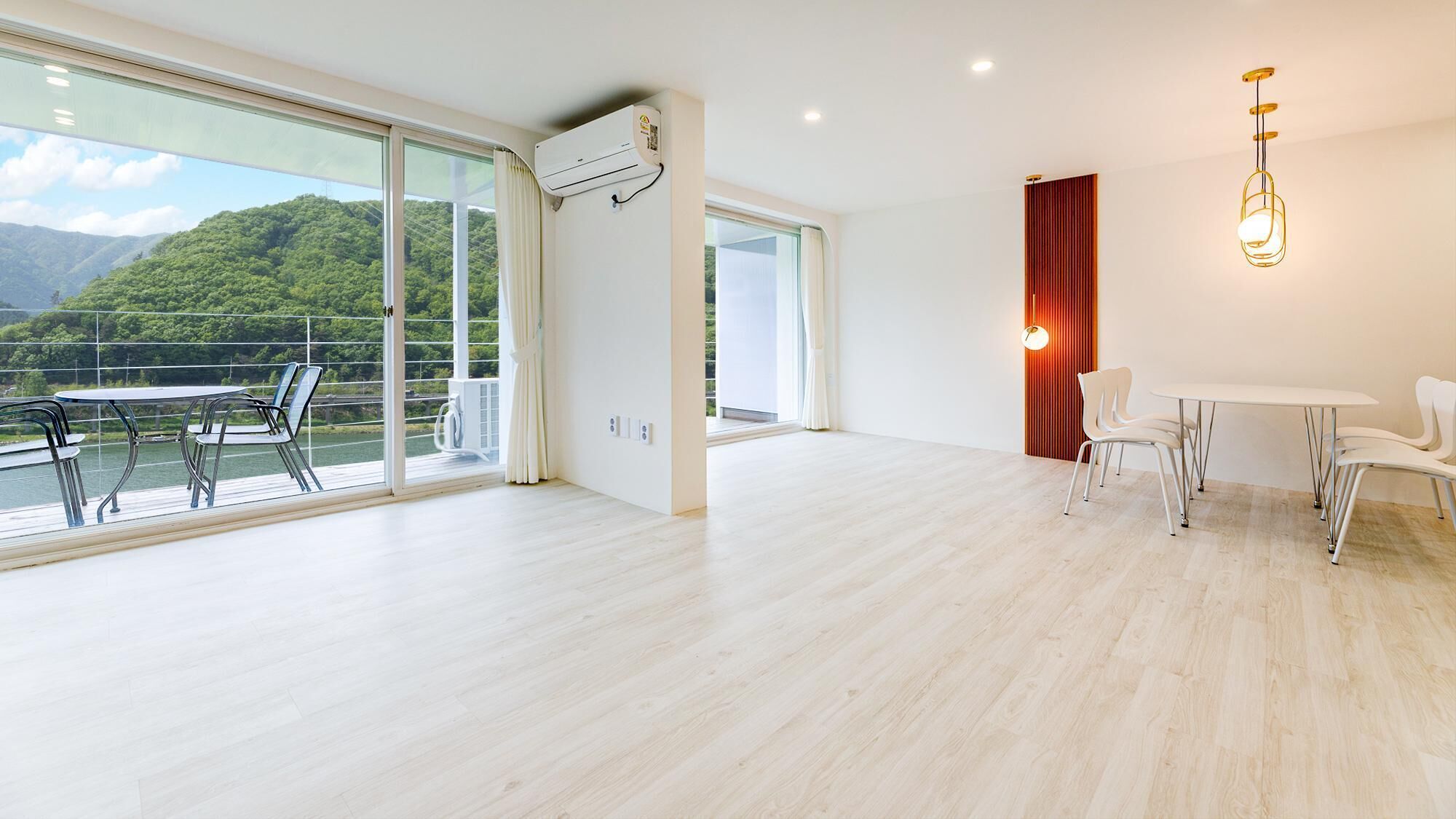 Gapyeong Rowa River View Pension