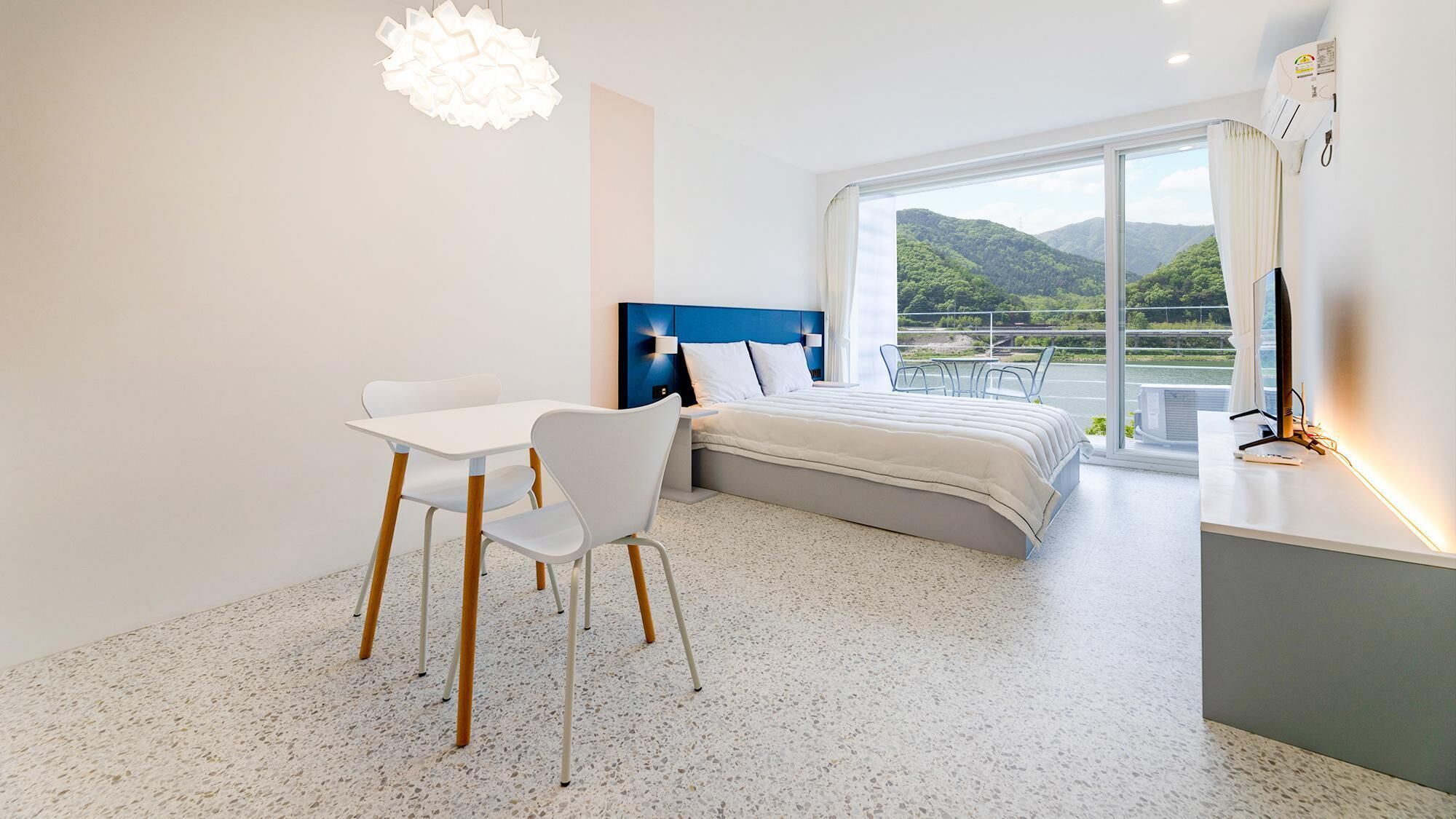 Gapyeong Rowa River View Pension