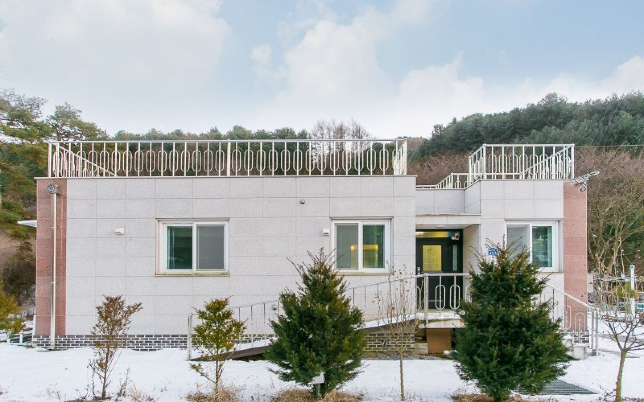 Gapyeong Sannaedeul Pension