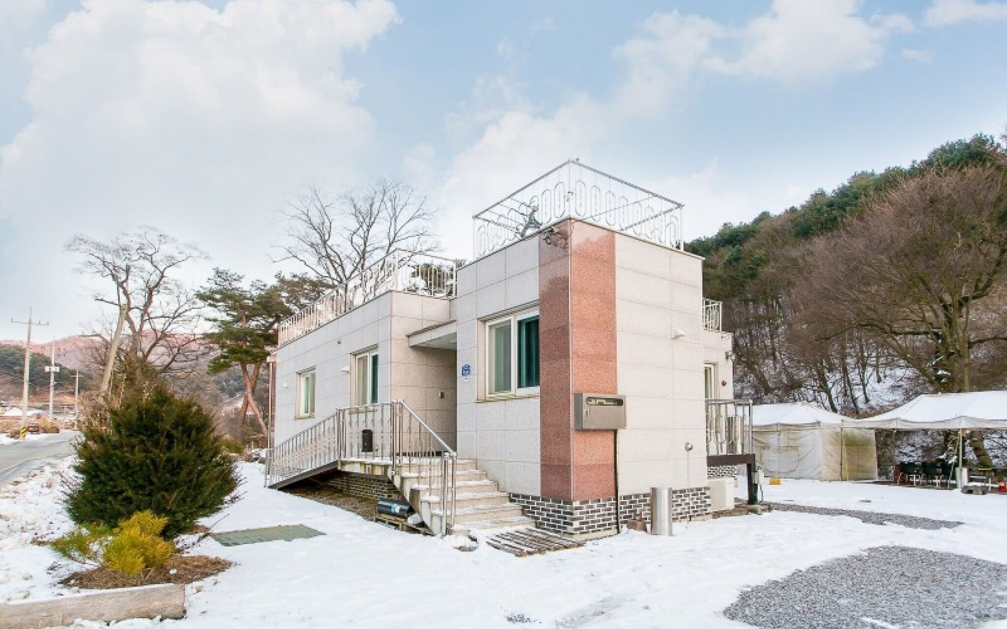 Gapyeong Sannaedeul Pension