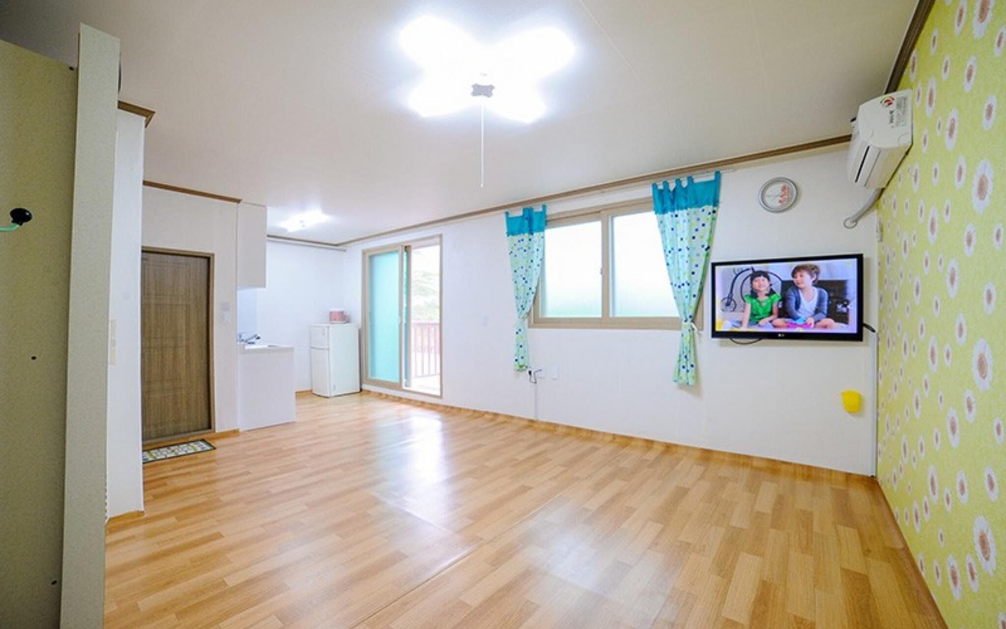 Gapyeong Sannaedeul Pension