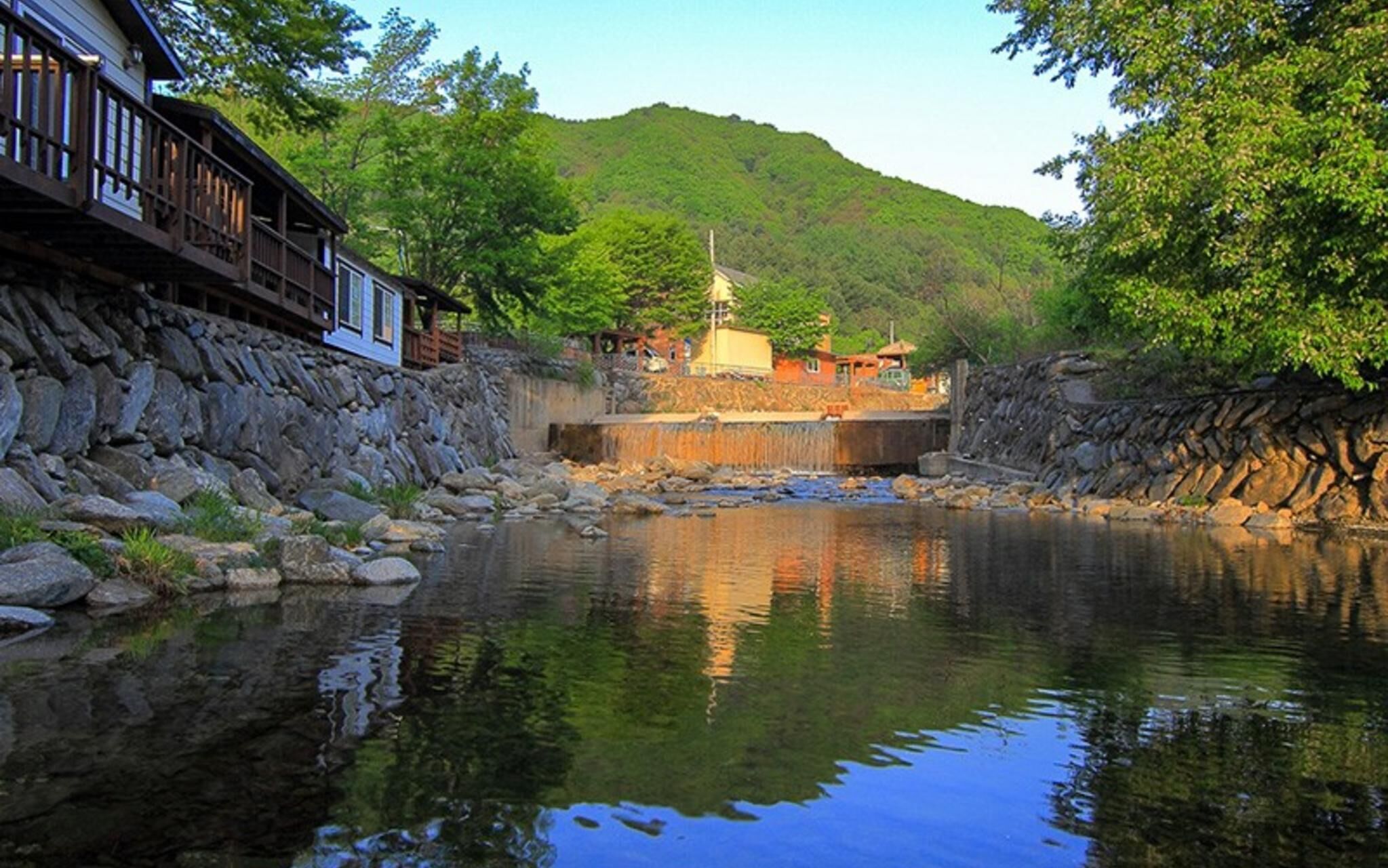 Gapyeong Sannaedeul Pension