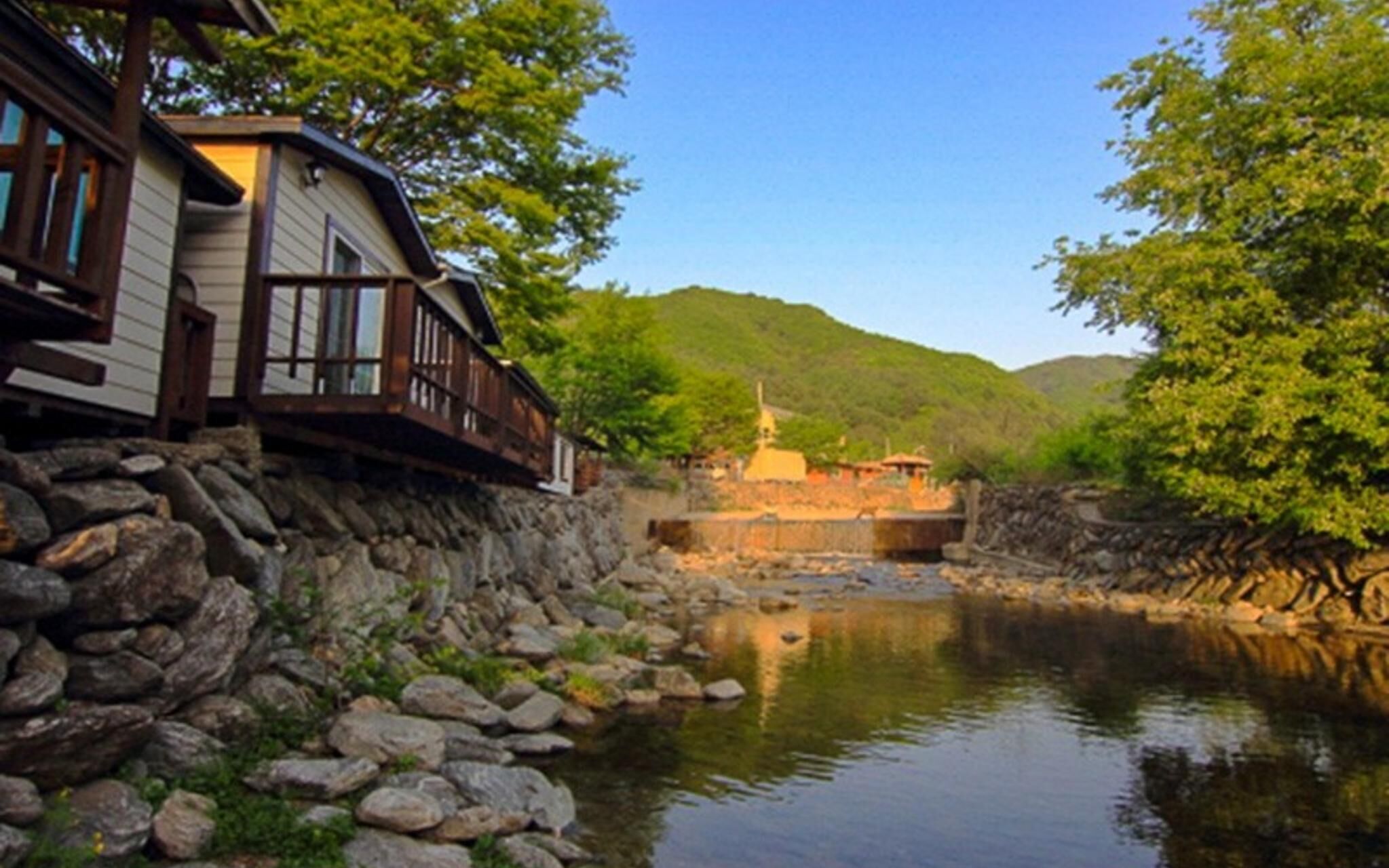 Gapyeong Sannaedeul Pension