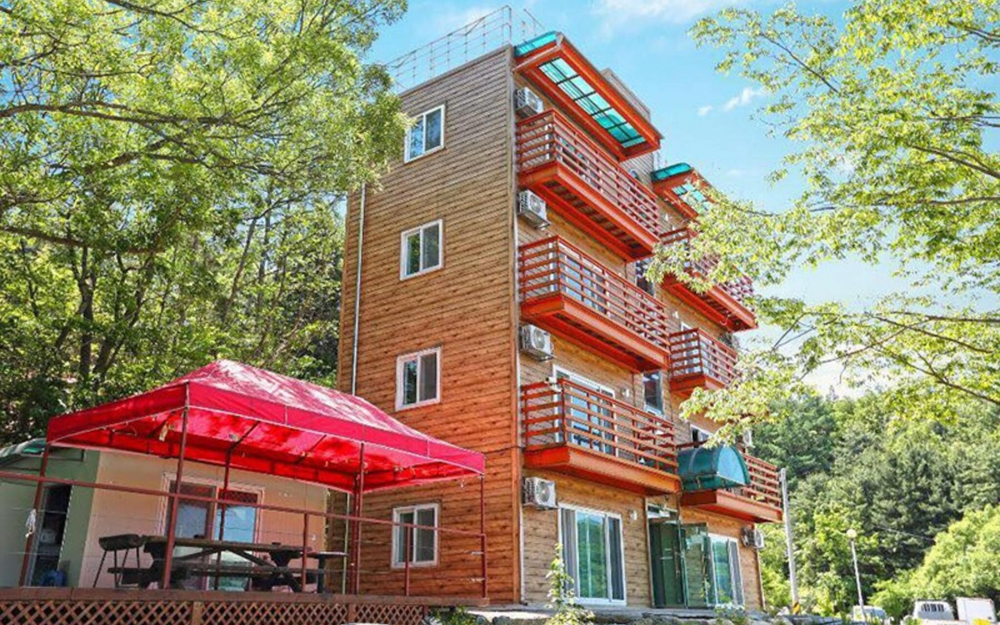 Gapyeong Sanwullo Water Leisure Pension