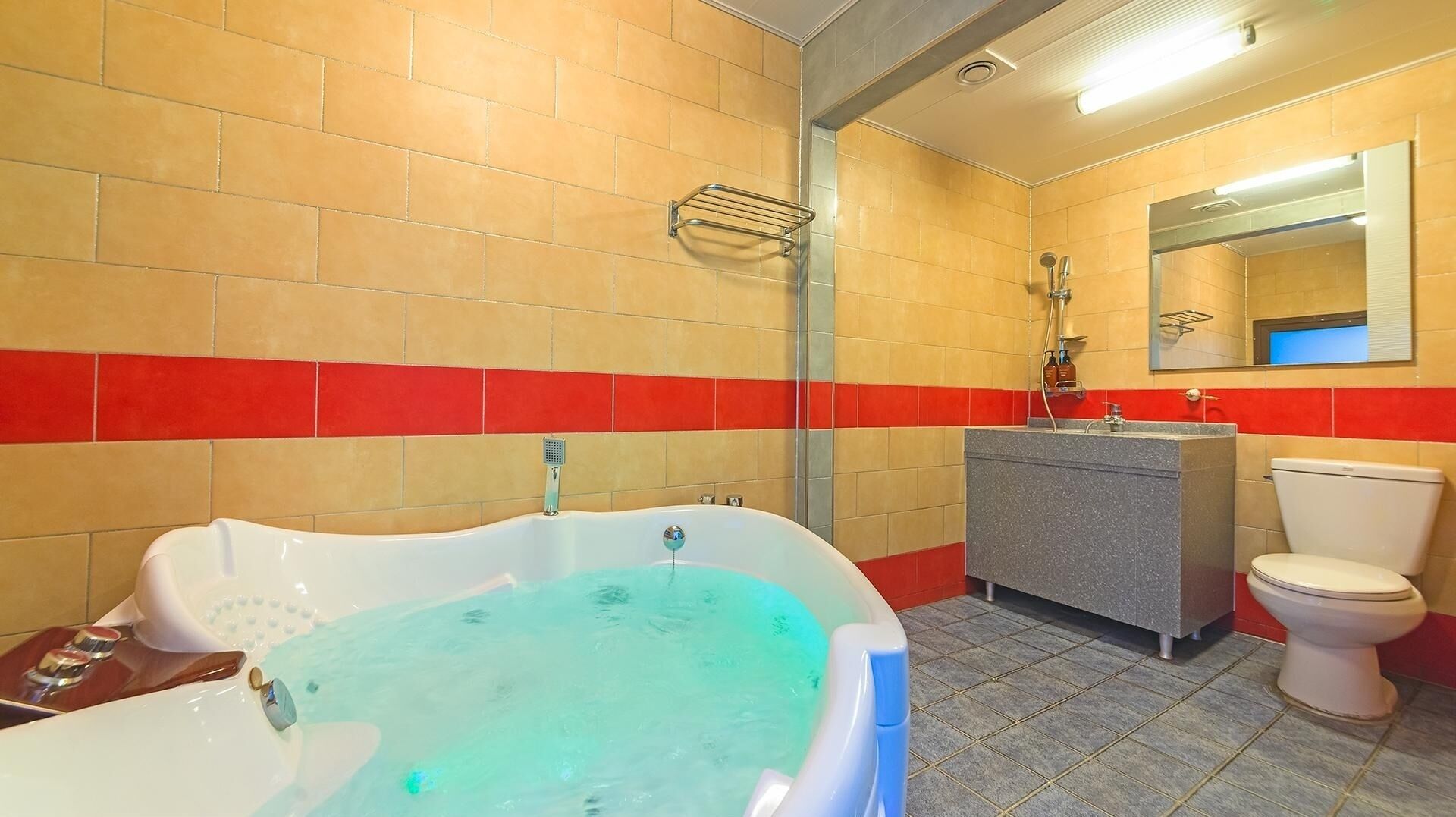 Gapyeong Sky Vill Spa Pension