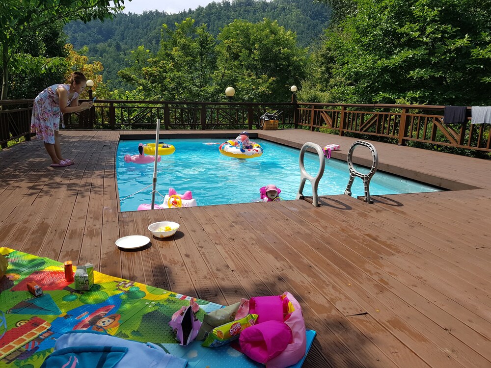 Gapyeong Solnanggu Pension