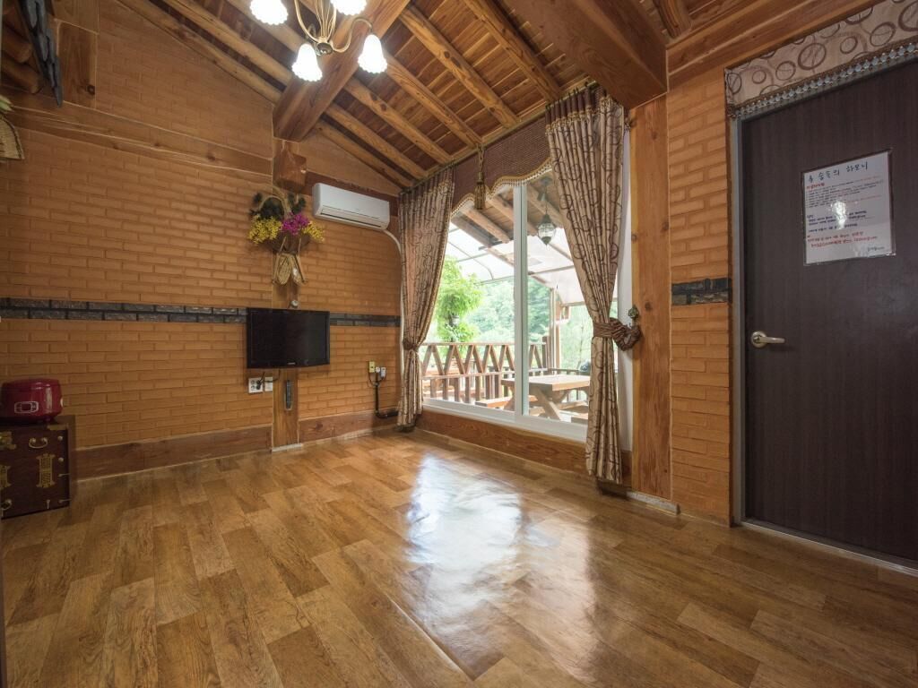 Gapyeong Supsokui Harmony Pension