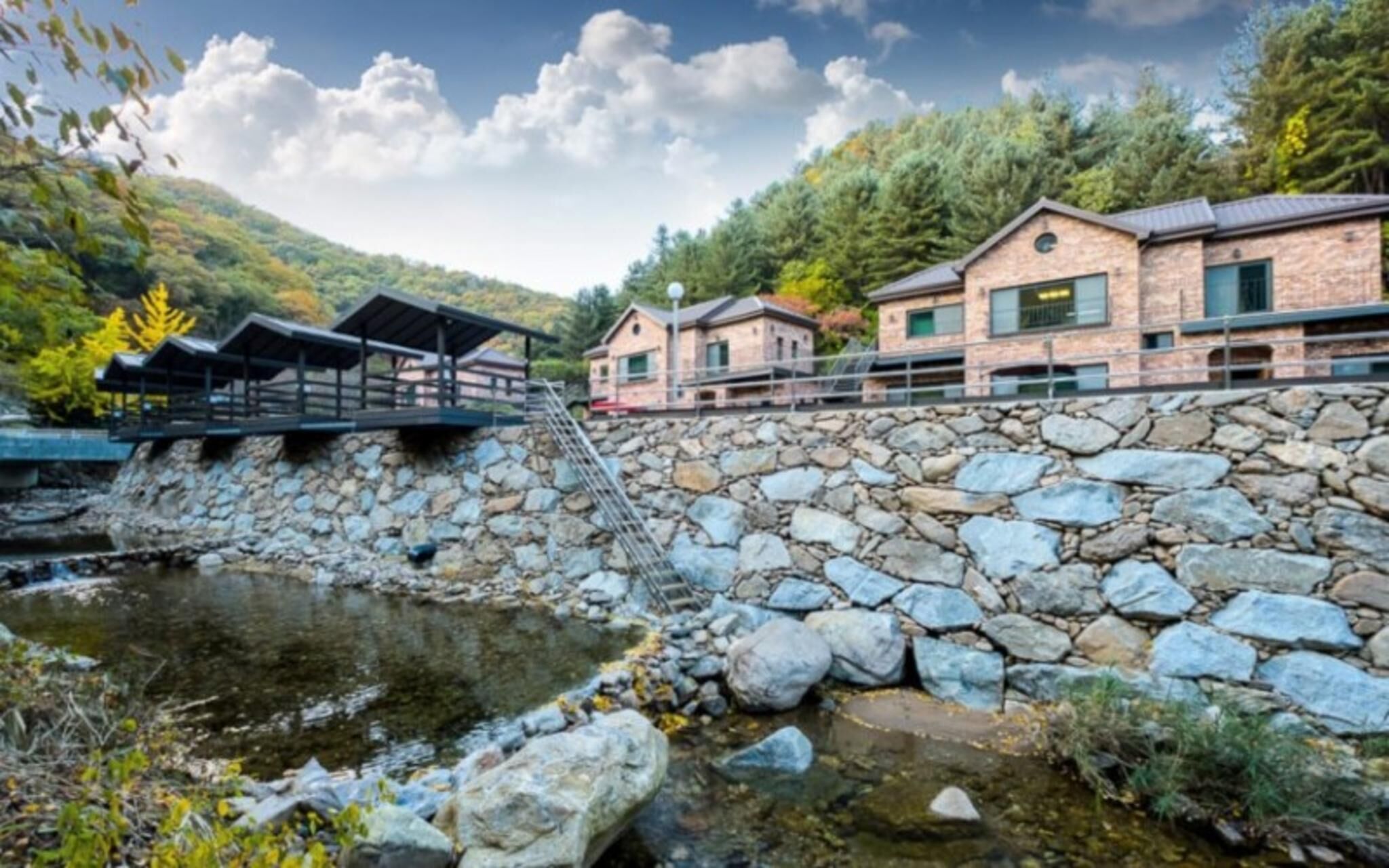 Gapyeong Suryuhwagaewon Pension