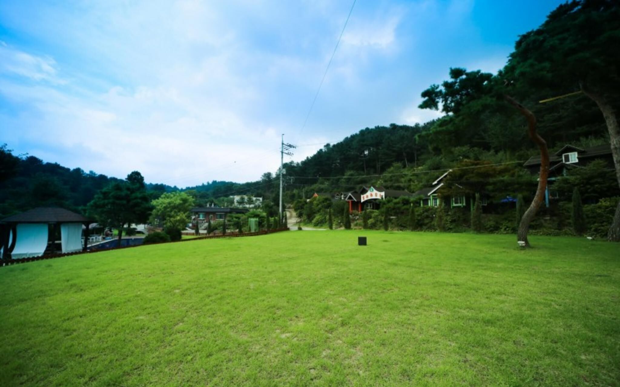 Gapyeong Tree House Pension