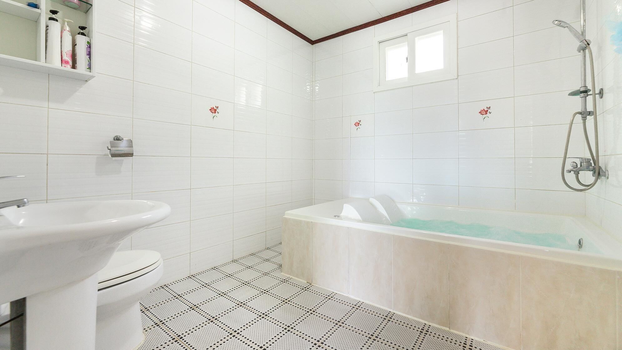 Gapyeong Ttittippangppang Pension