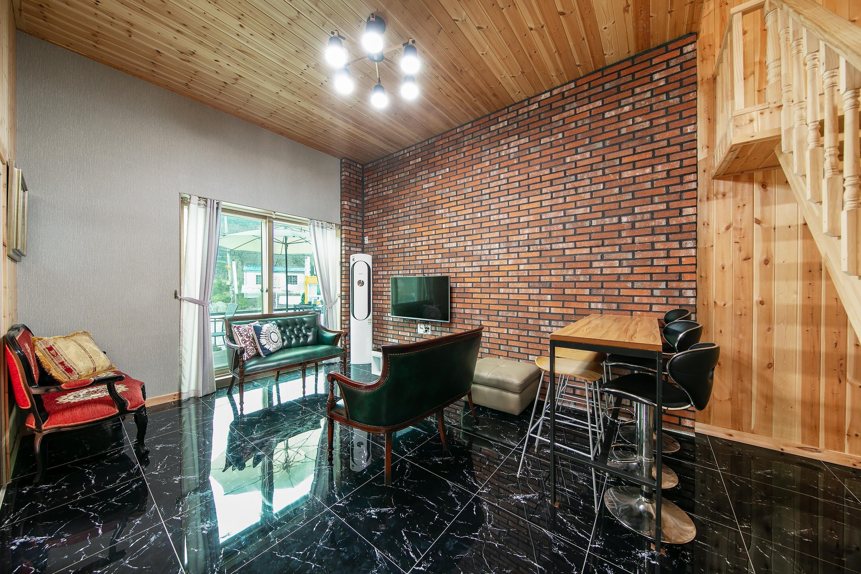 Gapyeong Twelve Pension