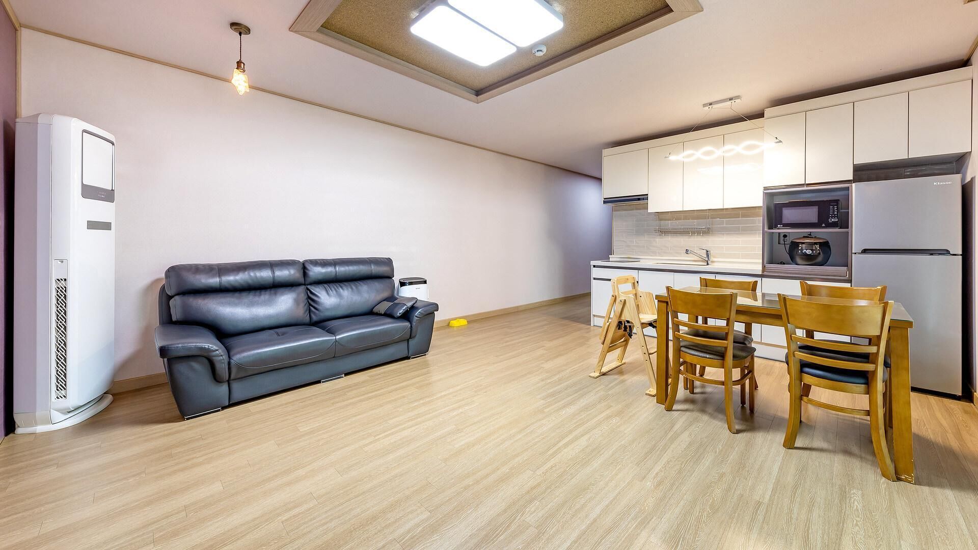 Gapyeong Walkingoncloud Pension & Glamping