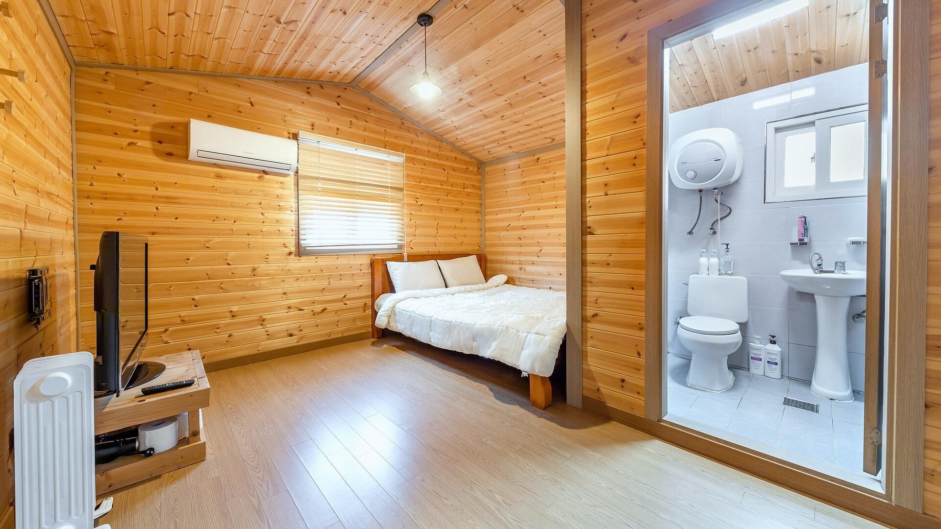 Gapyeong Walkingoncloud Pension & Glamping