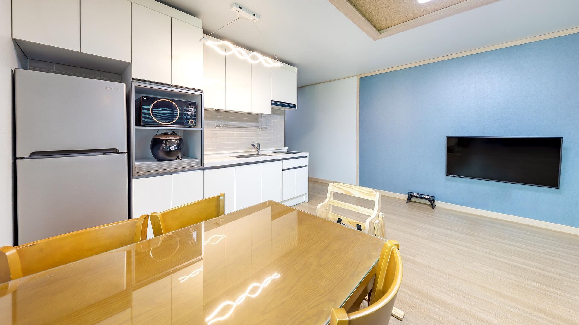 Gapyeong Walkingoncloud Pension & Glamping