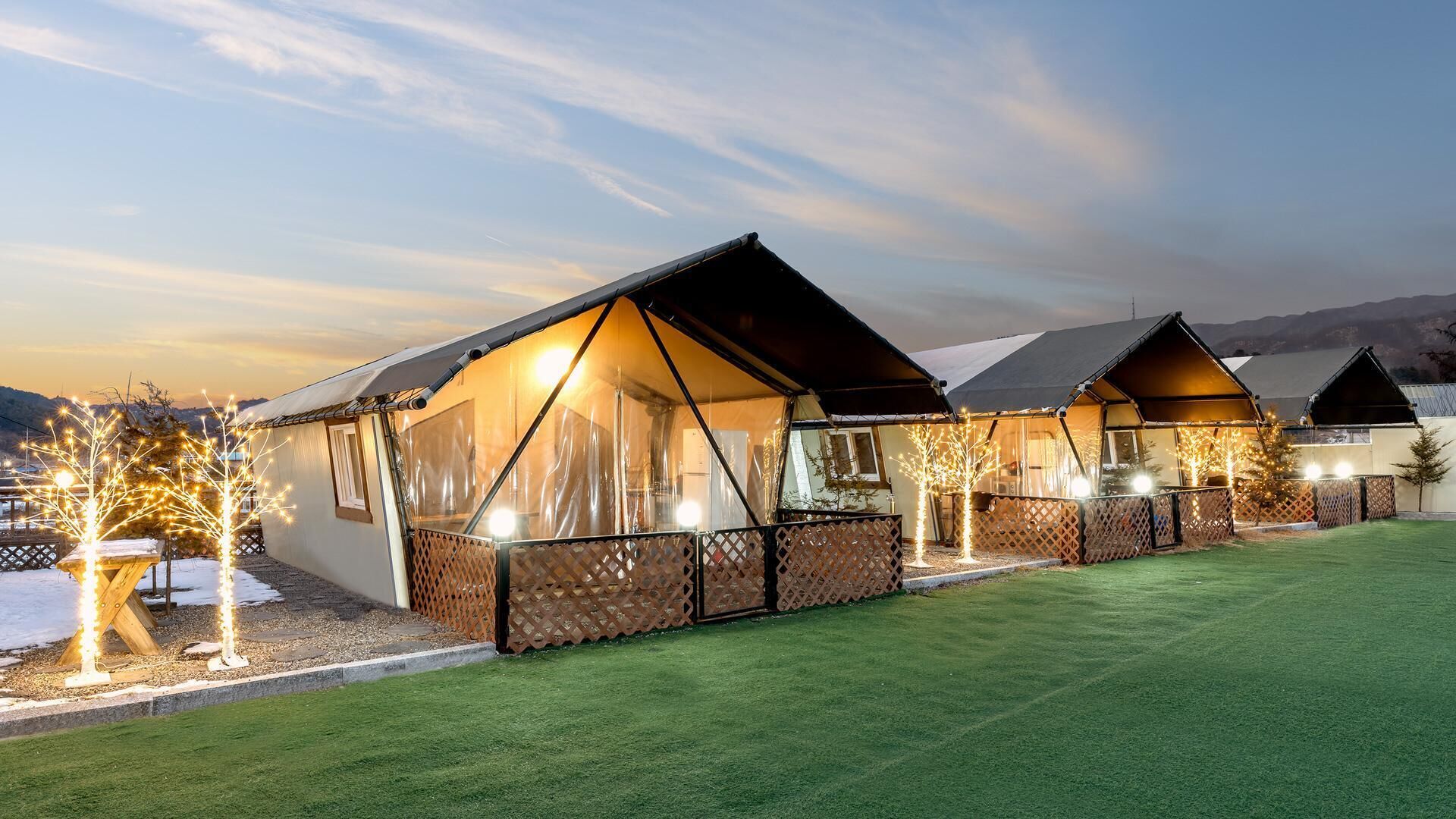 Gapyeong Walkingoncloud Pension & Glamping