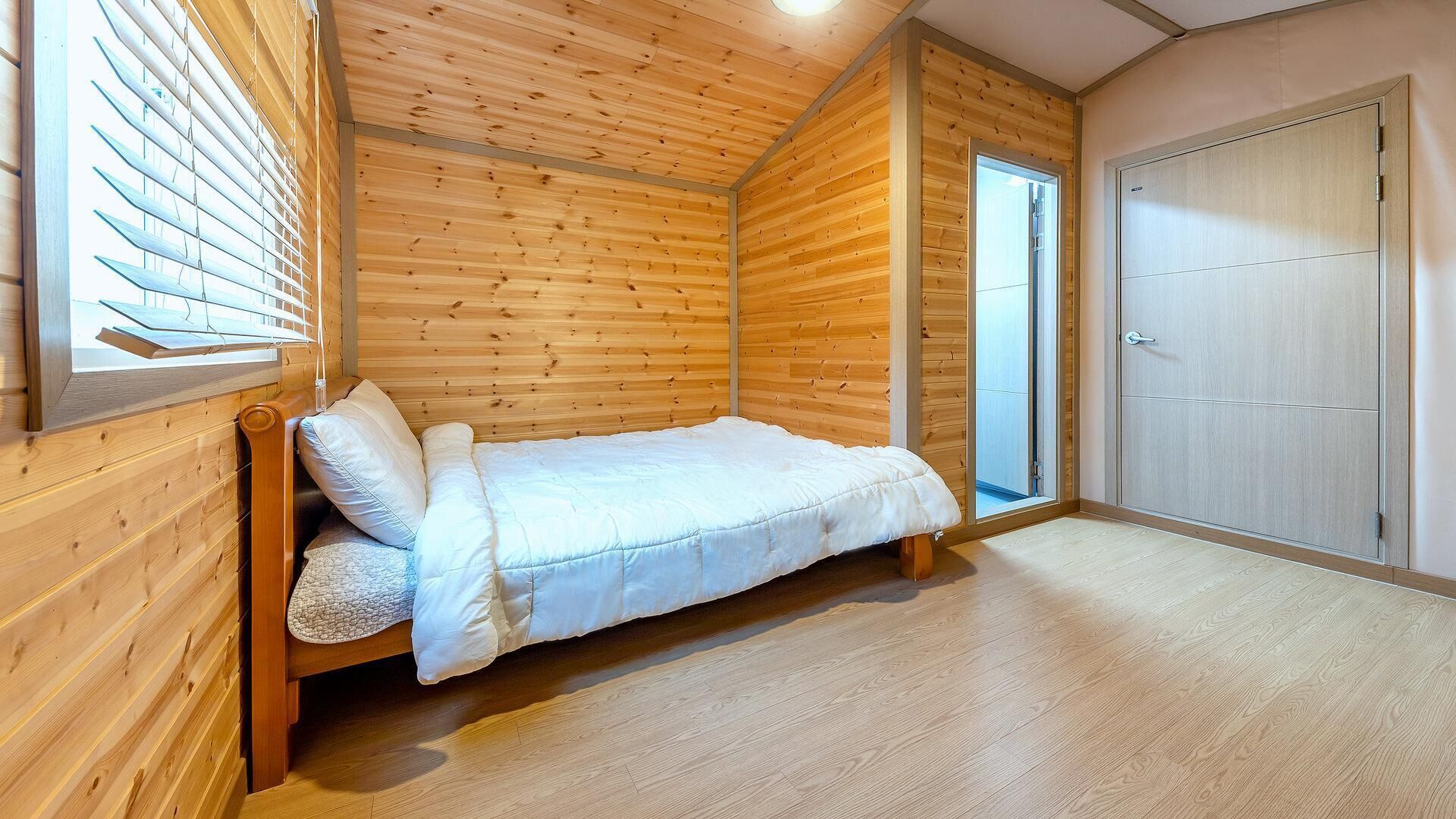 Gapyeong Walkingoncloud Pension & Glamping