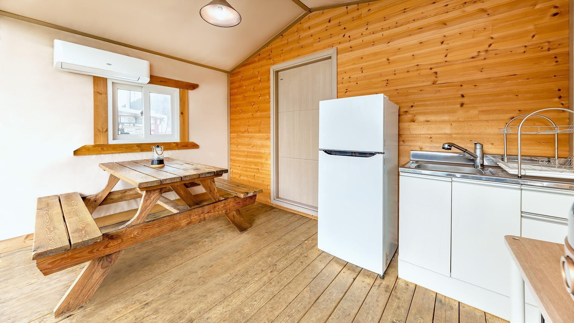 Gapyeong Walkingoncloud Pension & Glamping