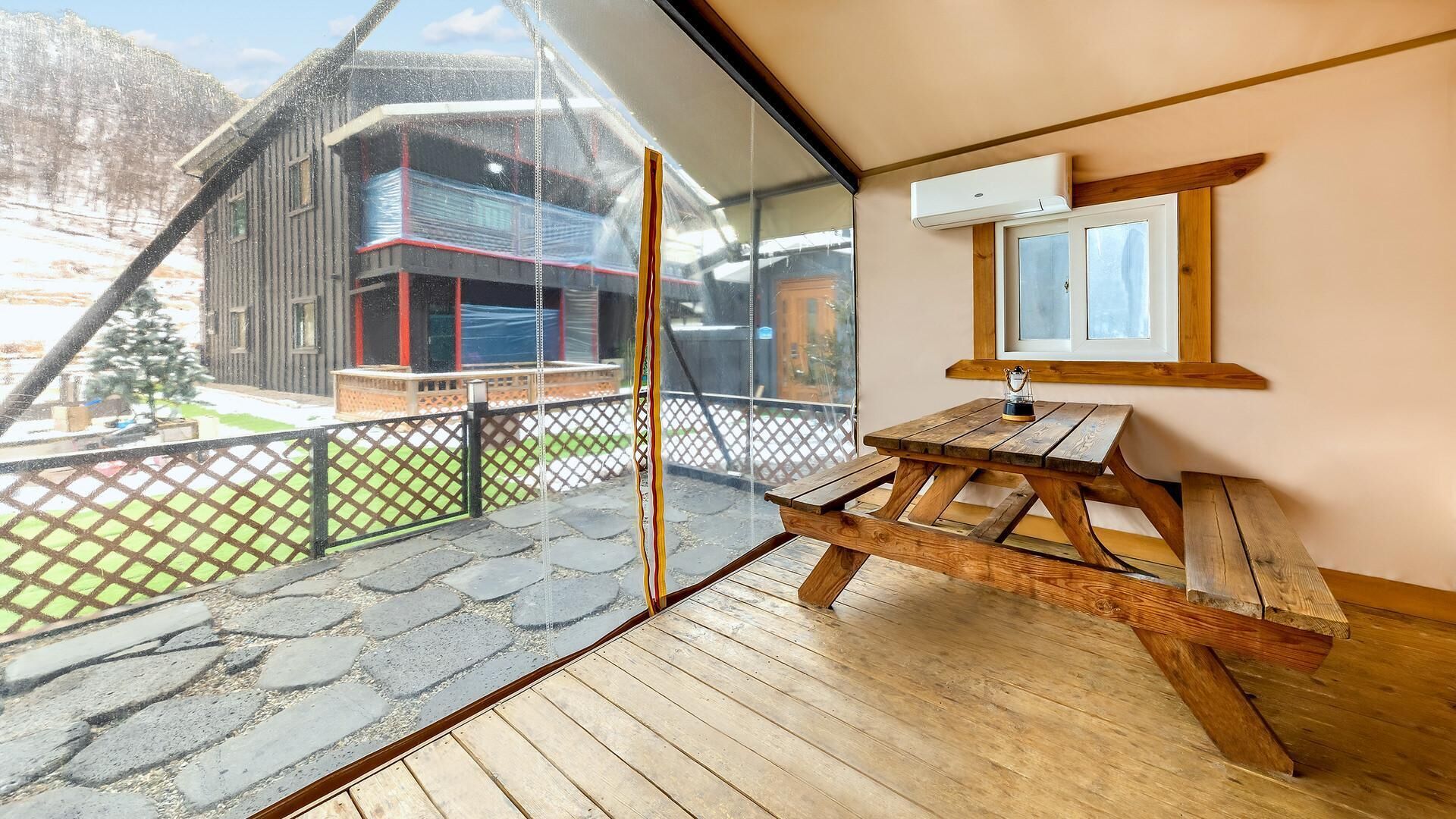 Gapyeong Walkingoncloud Pension & Glamping