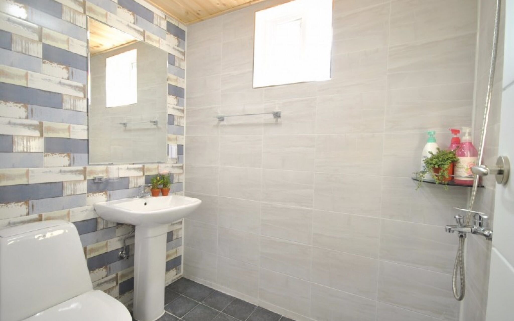 Gapyeong Week Palm Glamping Pension